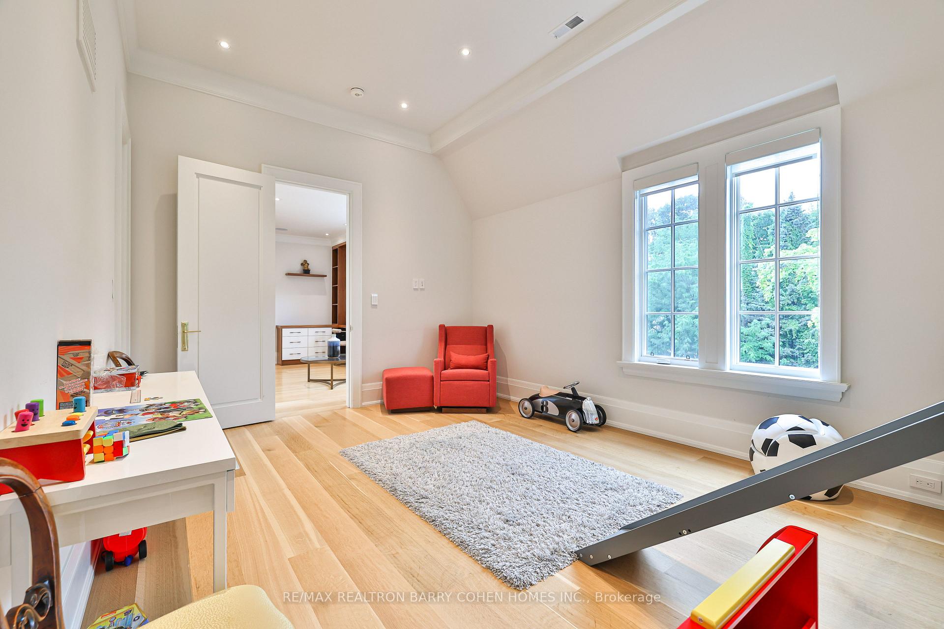 Property photo 36