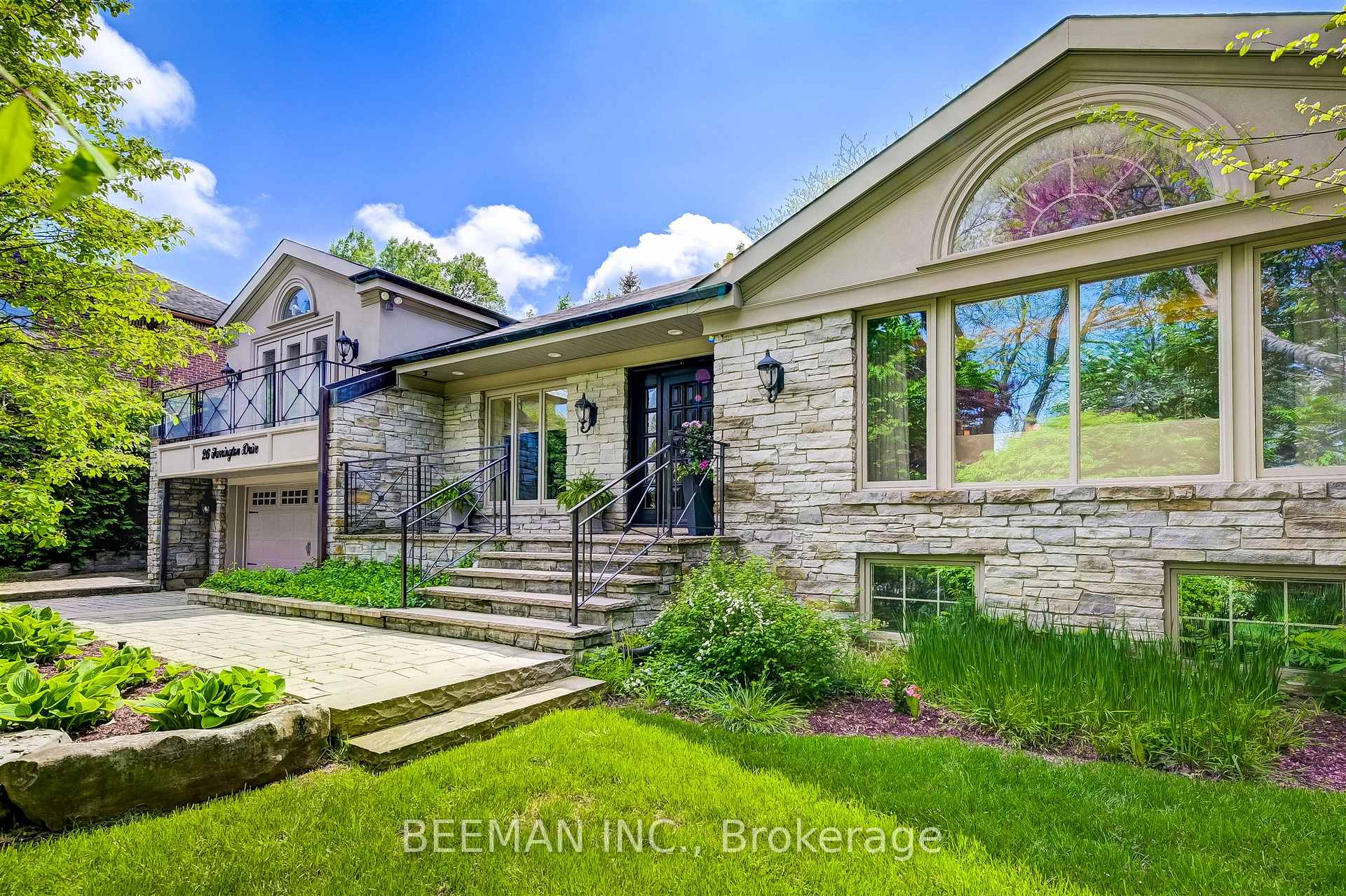 26 Farrington Drive, Toronto - Image 3