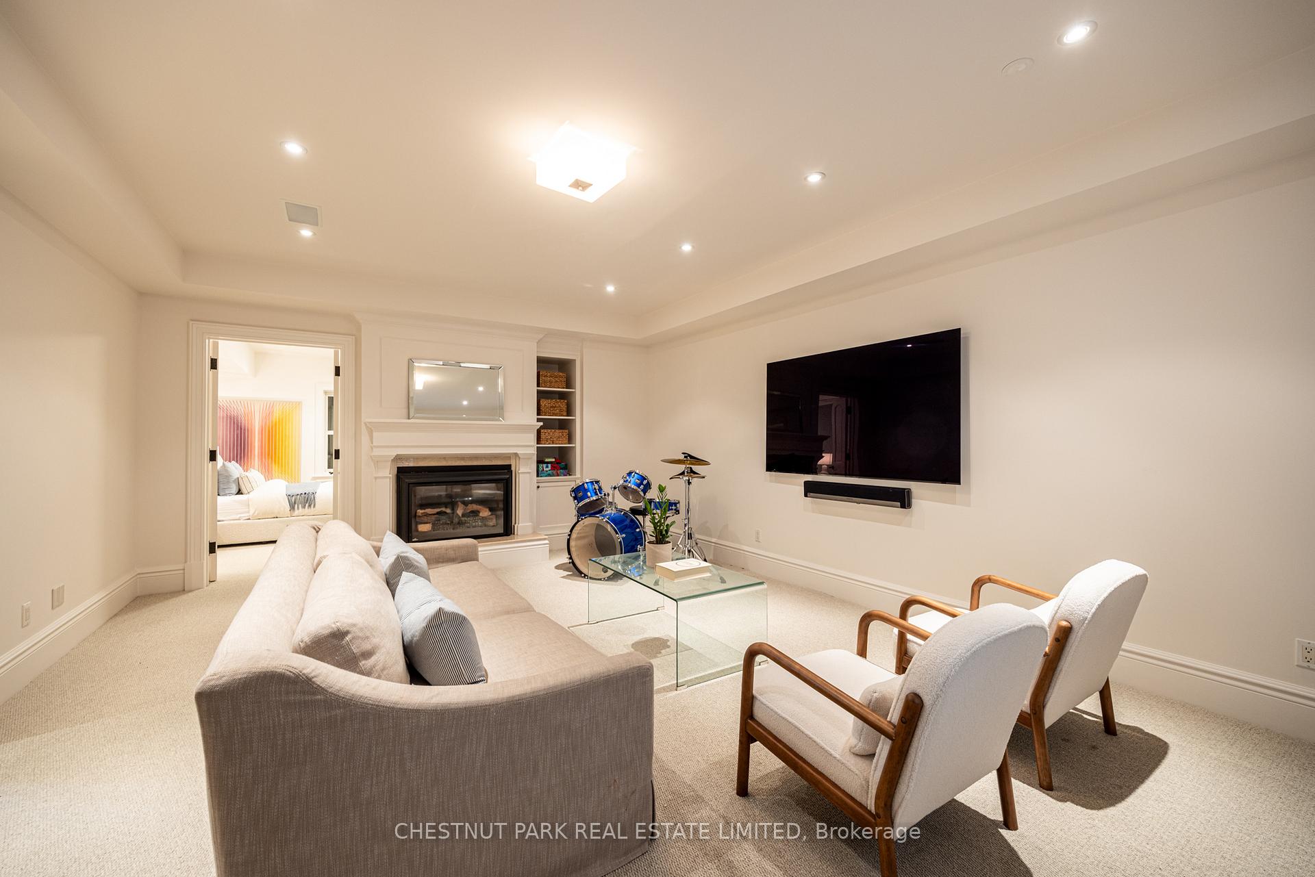 Property photo 38