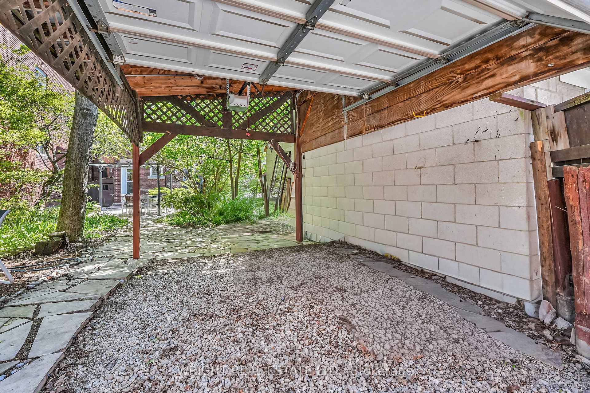 Property photo 47