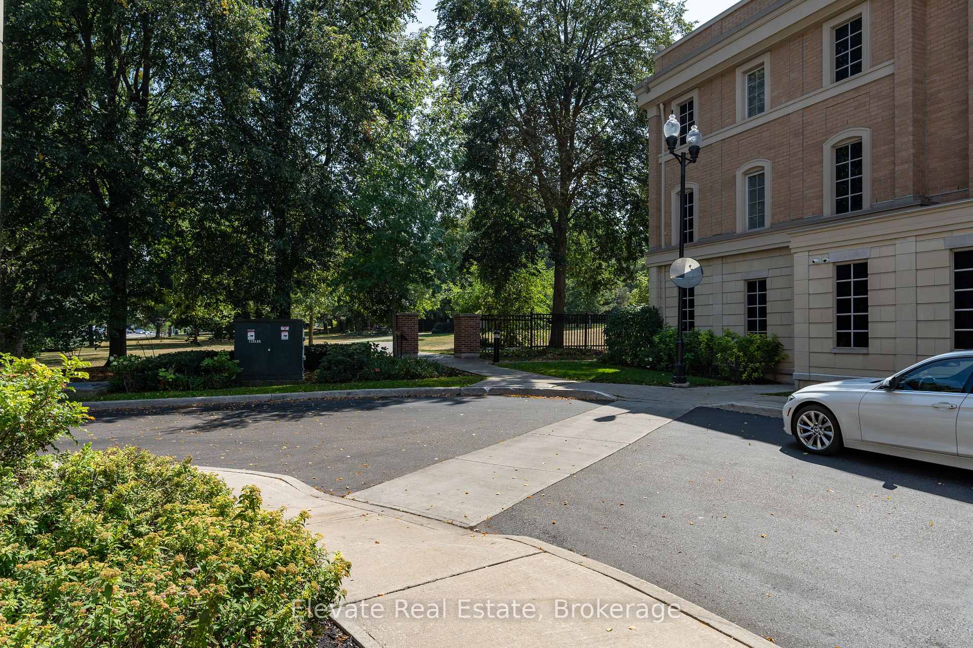 Property photo 31