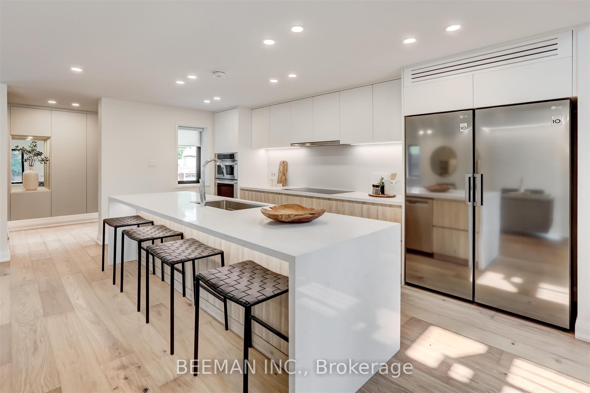 188 Wilfred Avenue, Toronto - Image 3