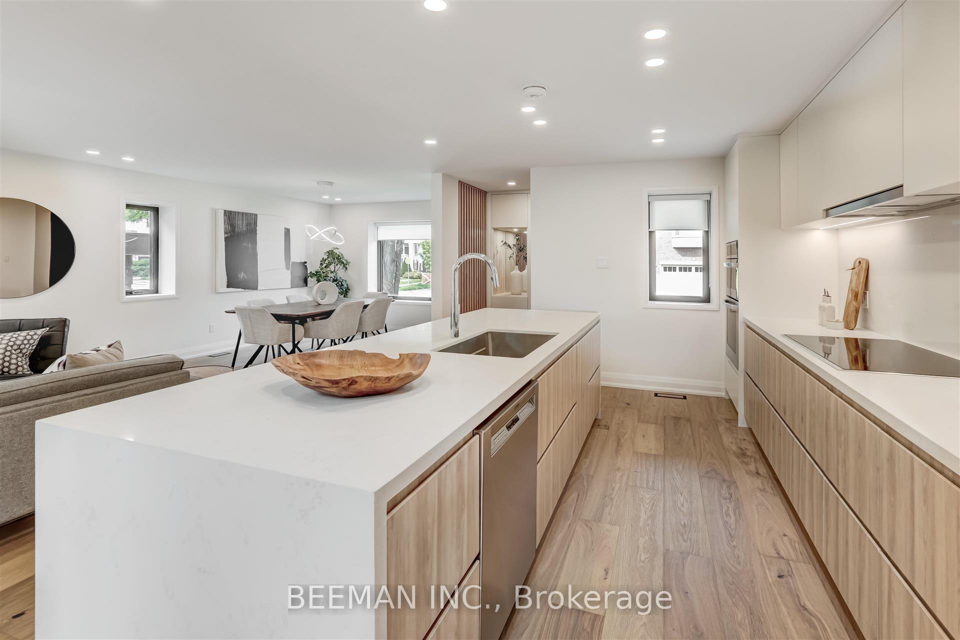 188 Wilfred Avenue, Toronto - Image 4