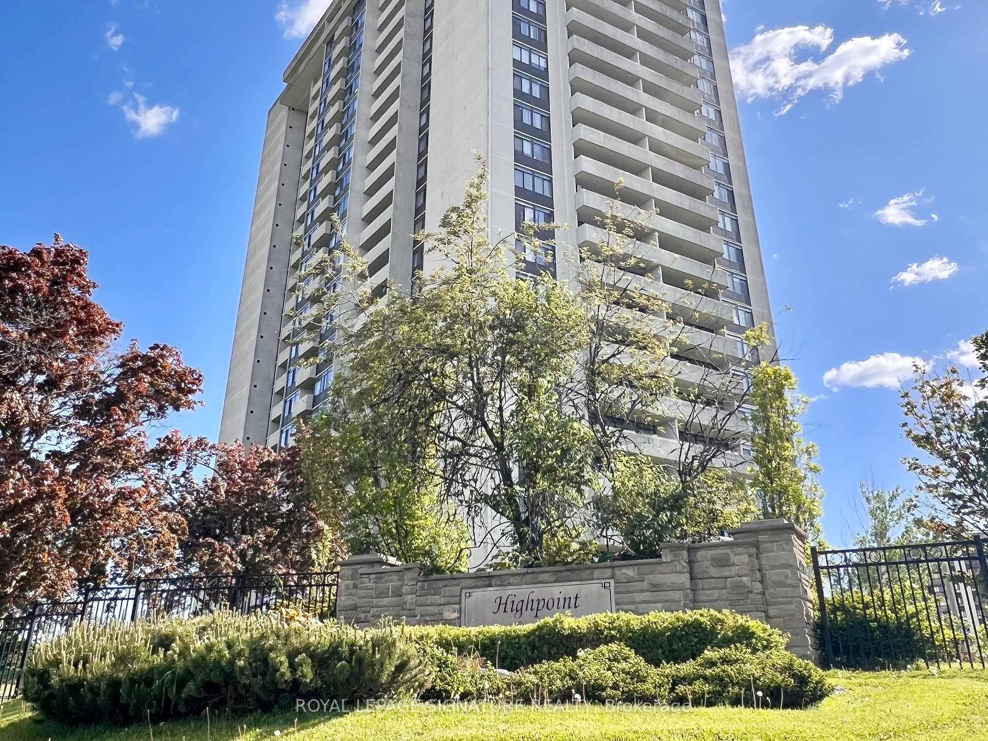 503 – 3300 Don MIlls Road