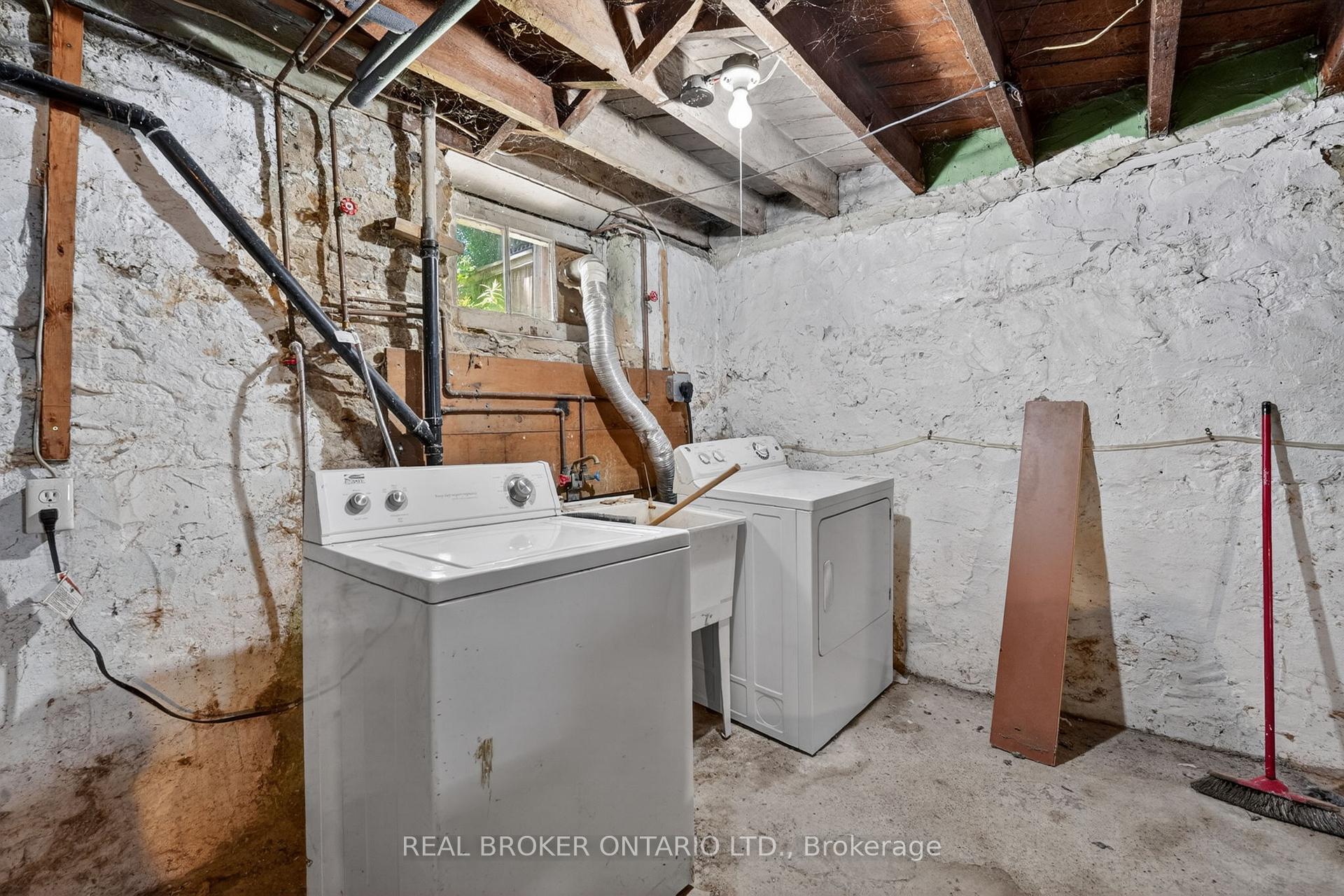 Property photo 31