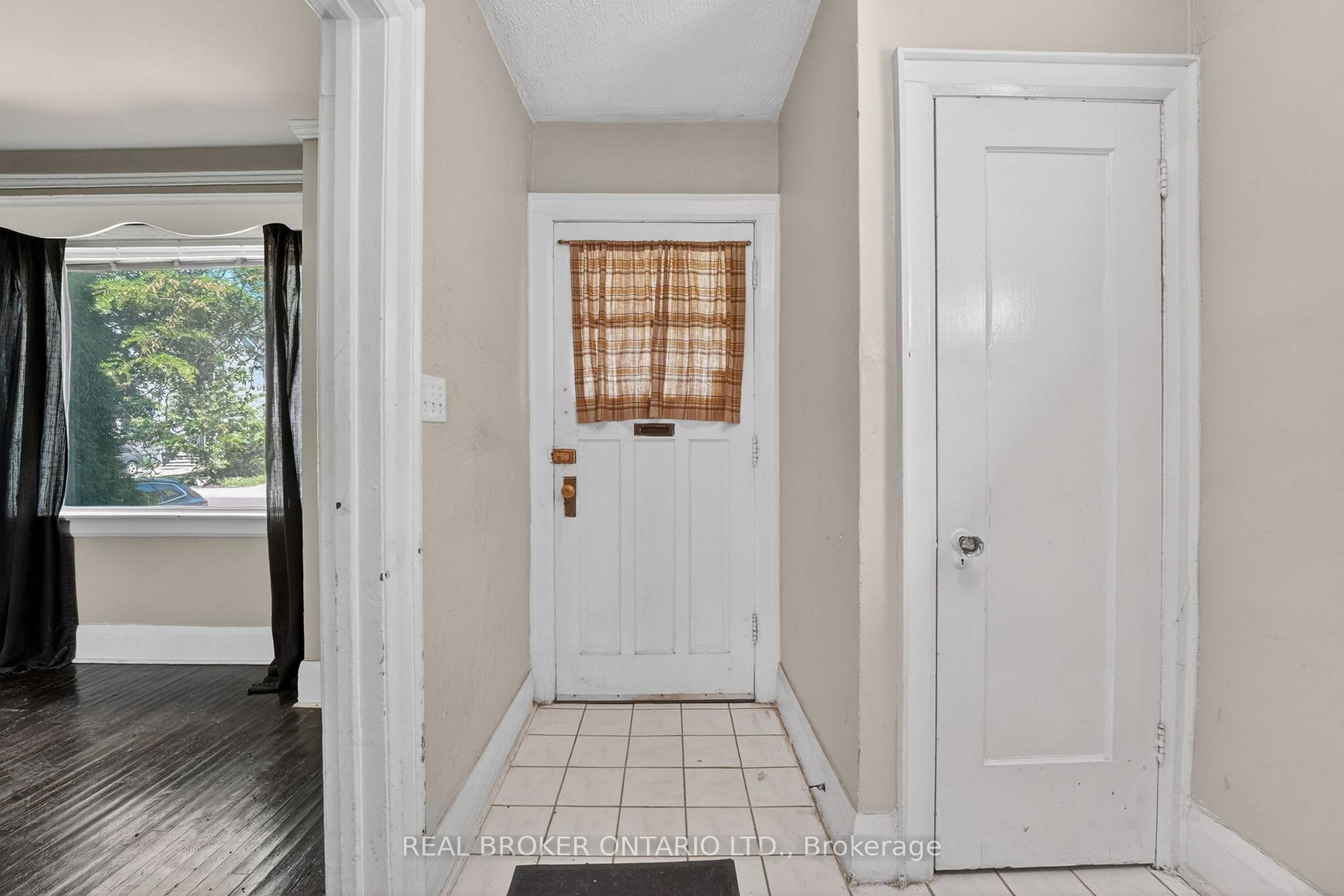 Property photo 34