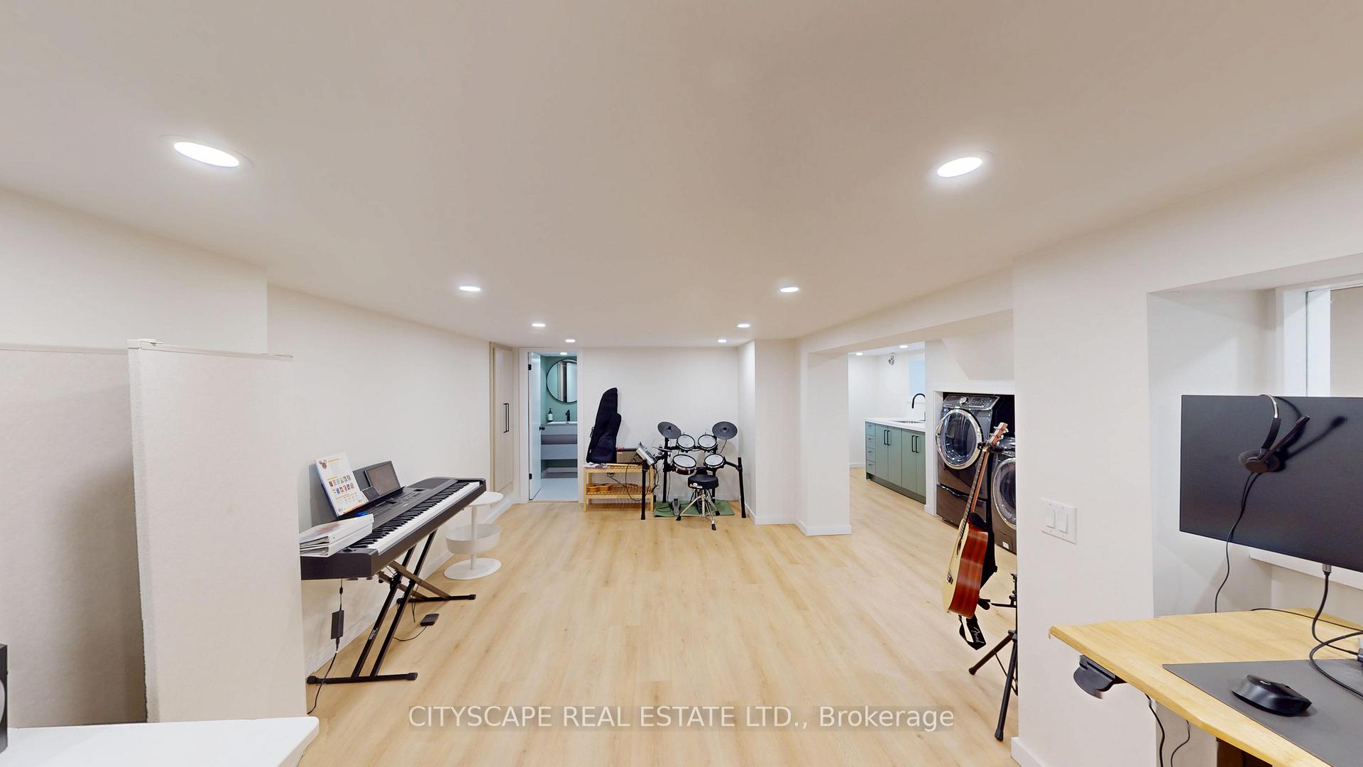 Property photo 36