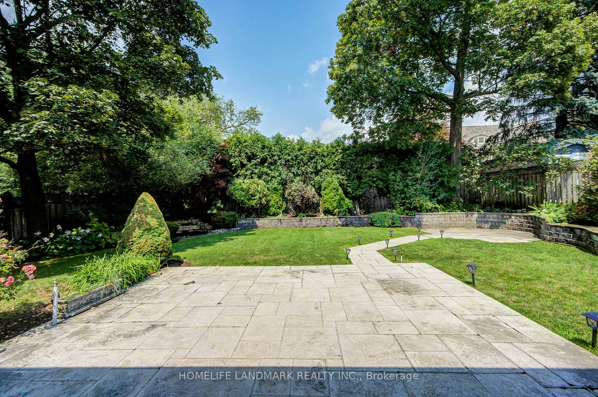 Property photo 44