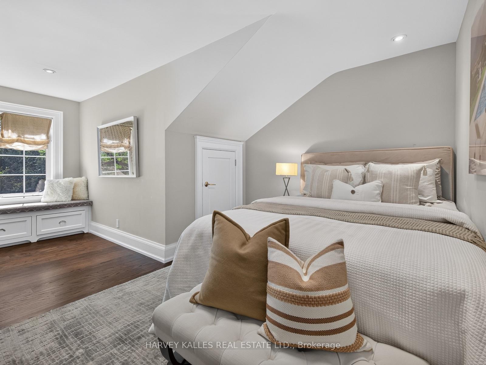 Property photo 32