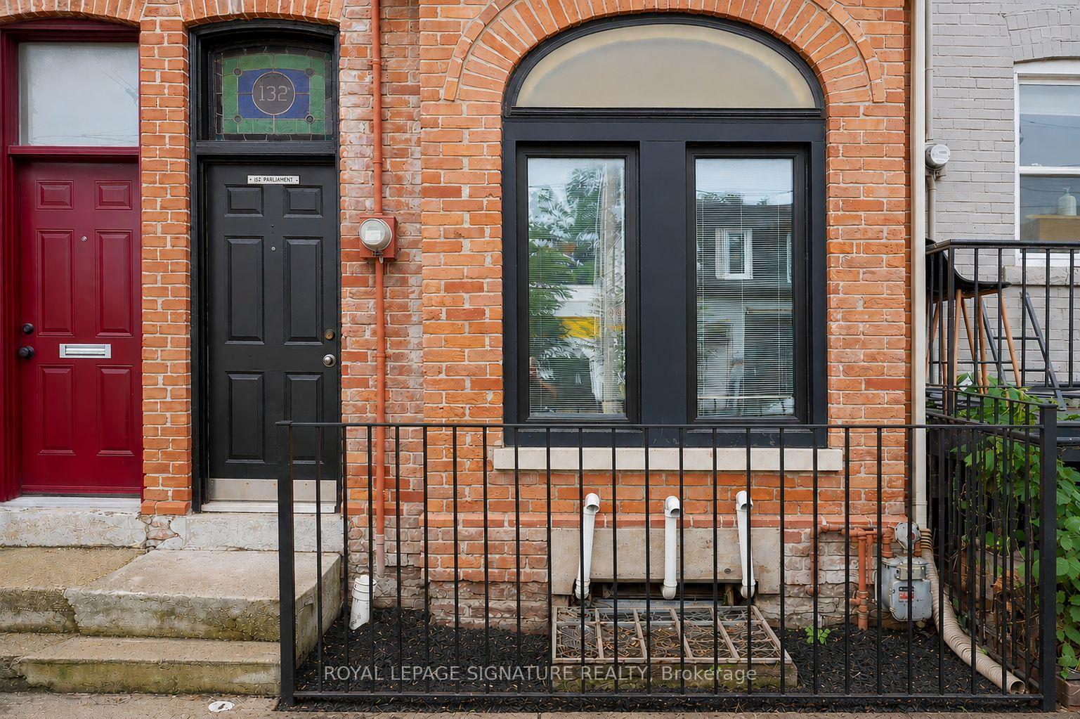 152 Parliament Street