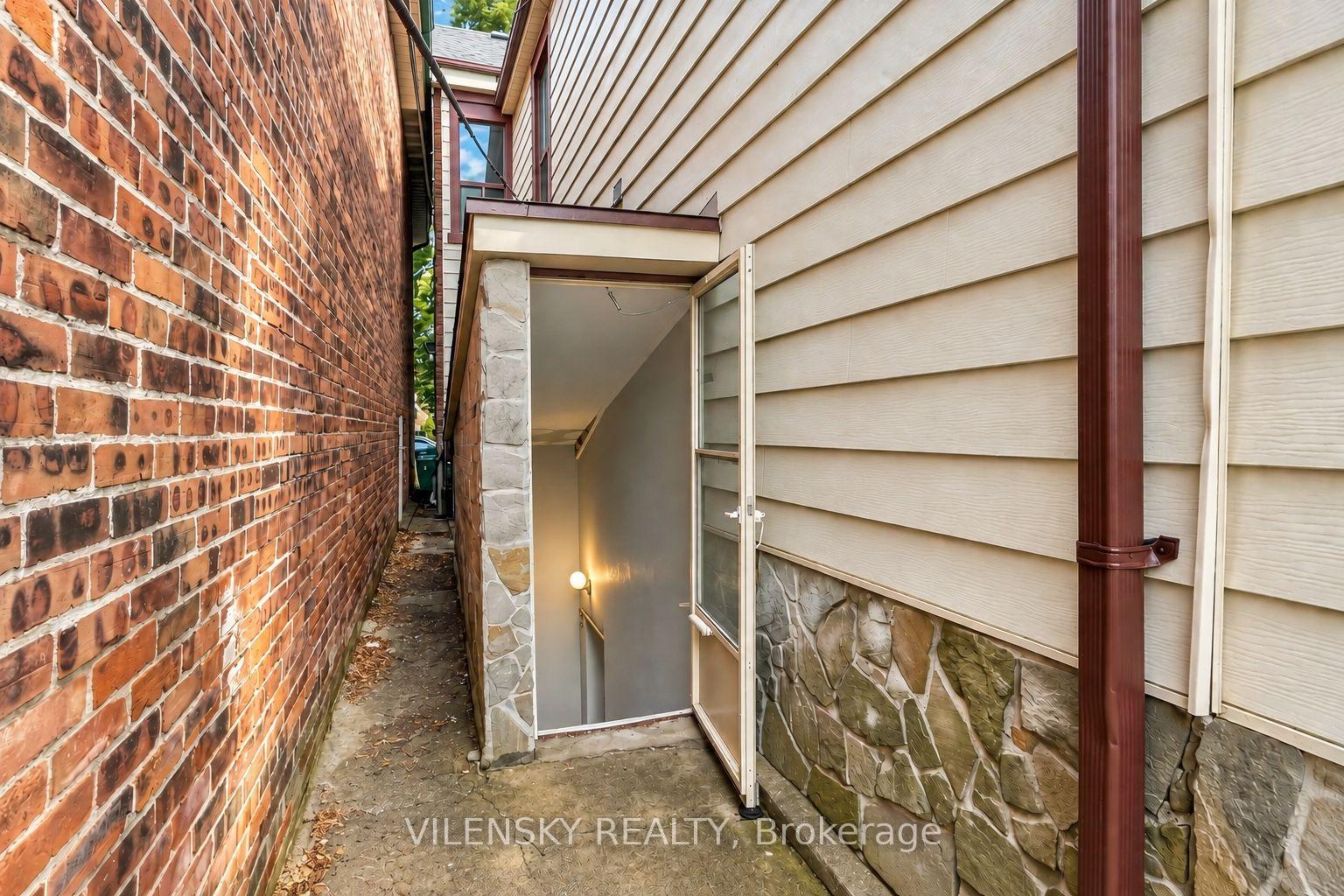 Property photo 35