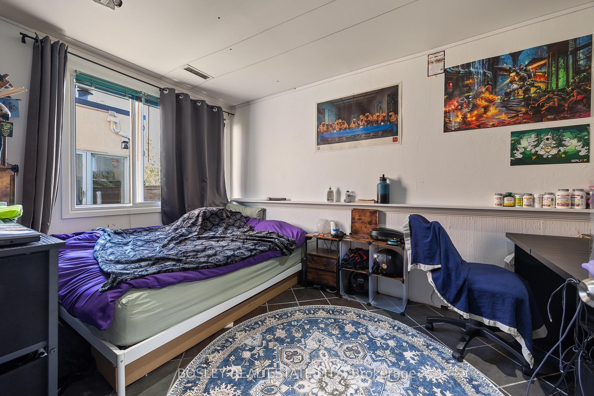 Property photo 33