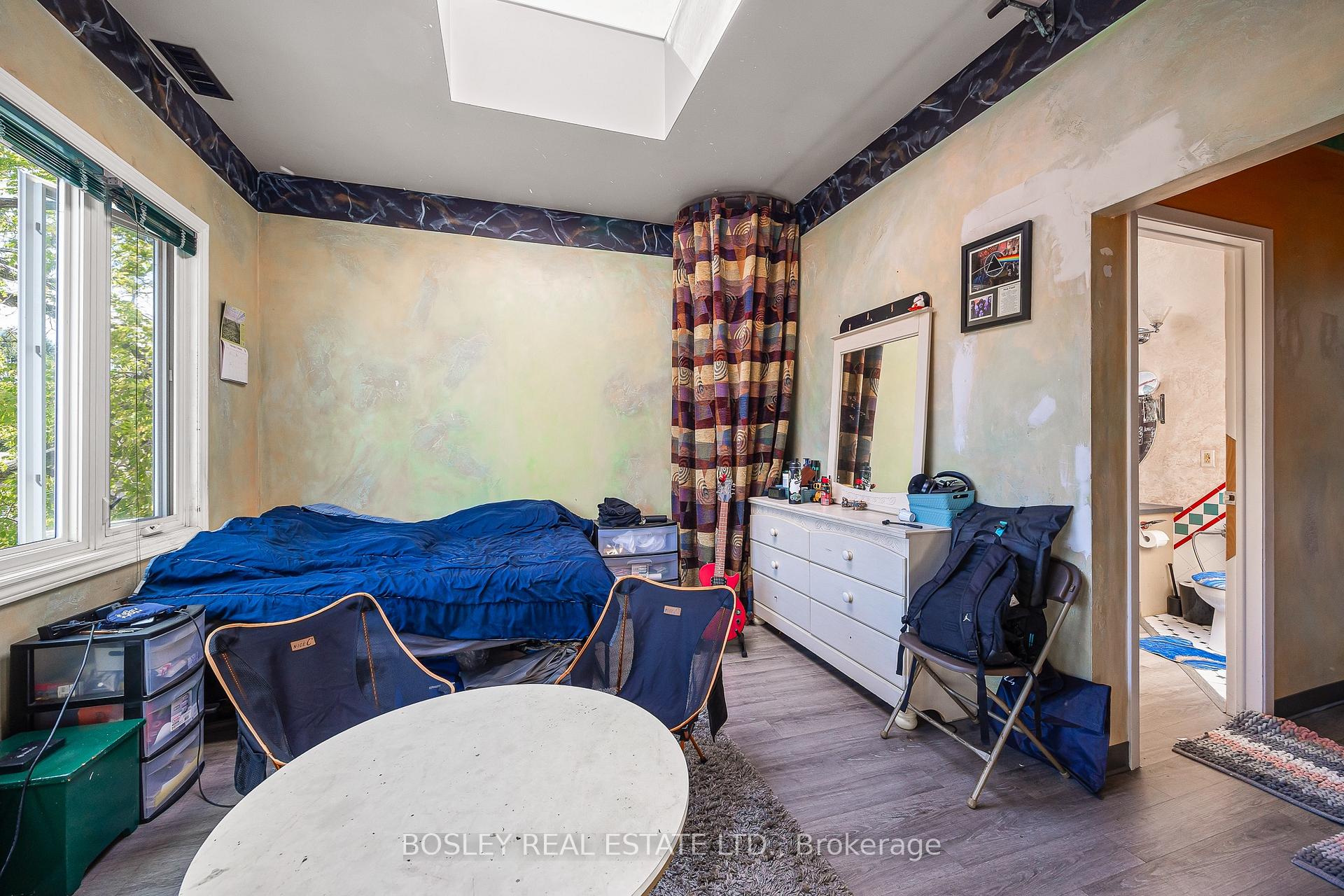 Property photo 35