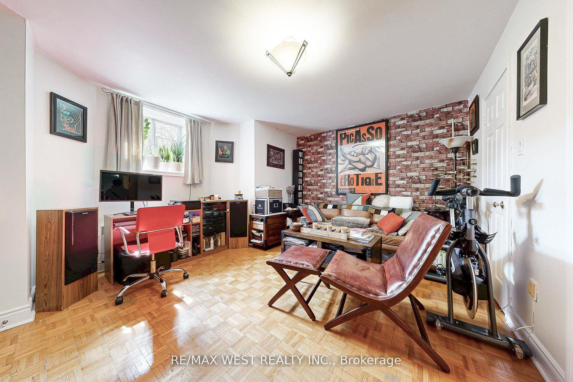 Property photo 31