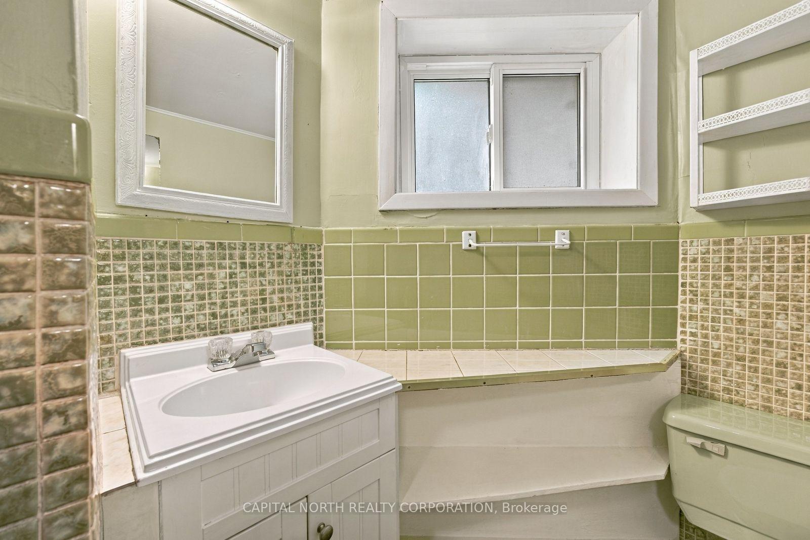Property photo 35