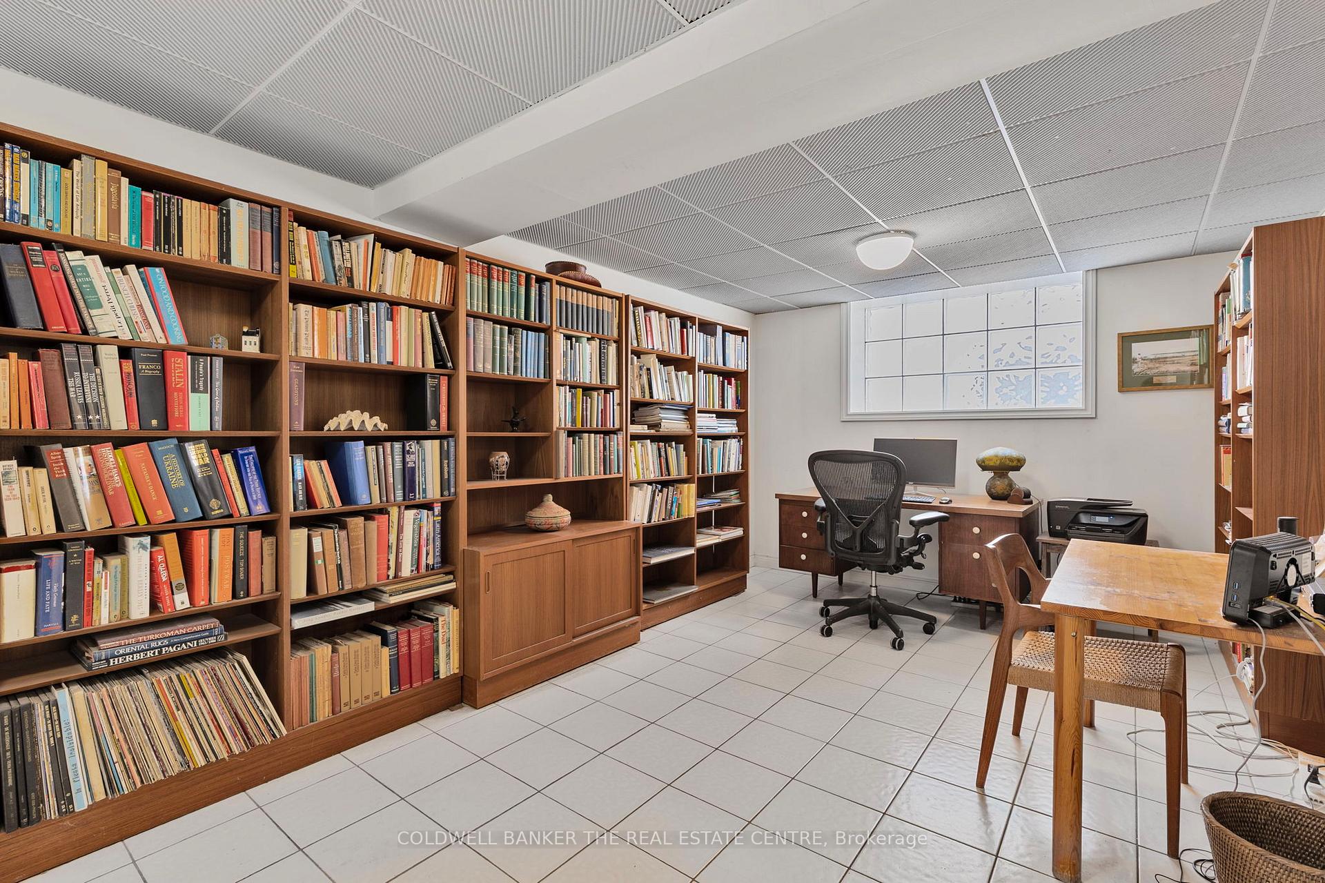 Property photo 33