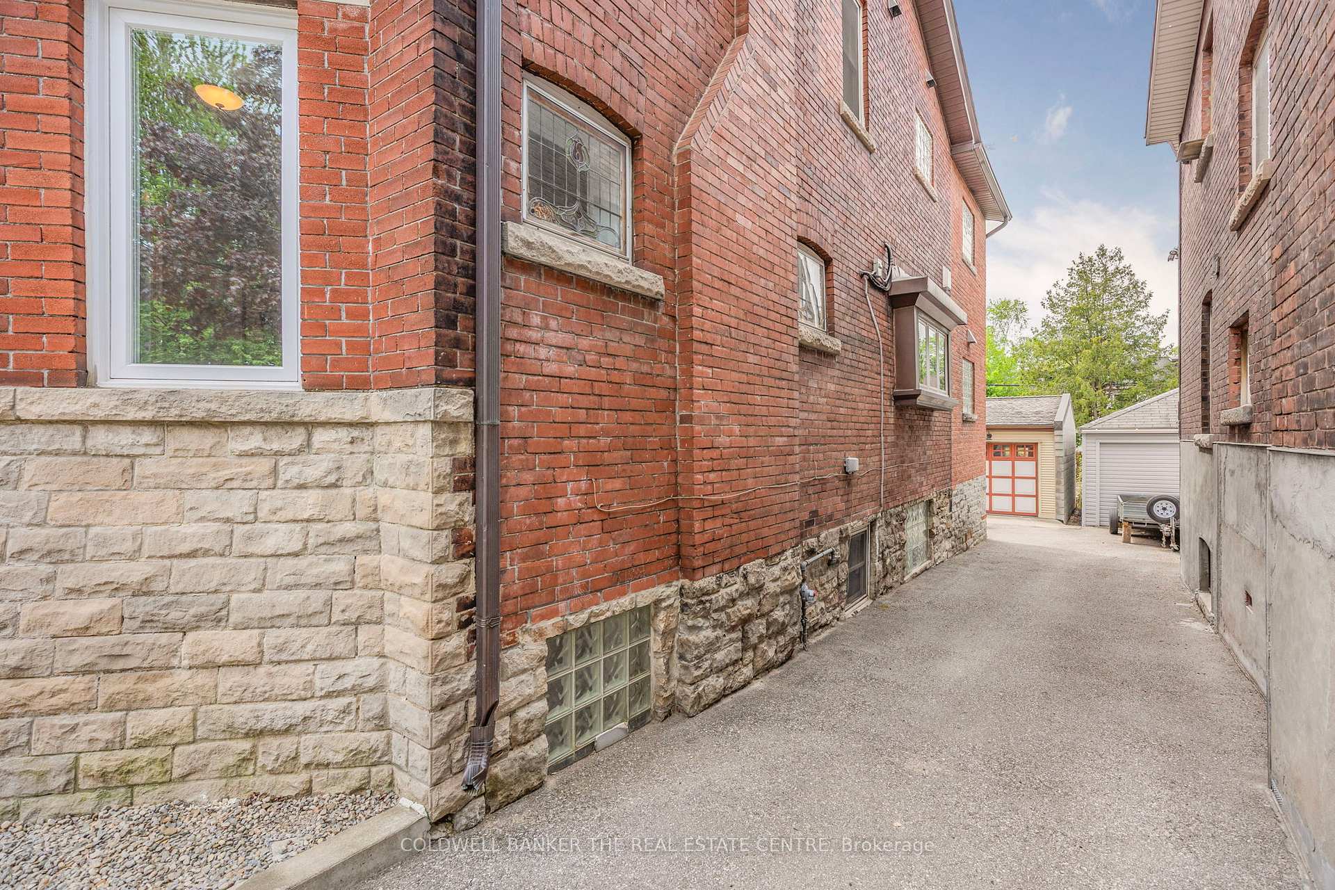 Property photo 37