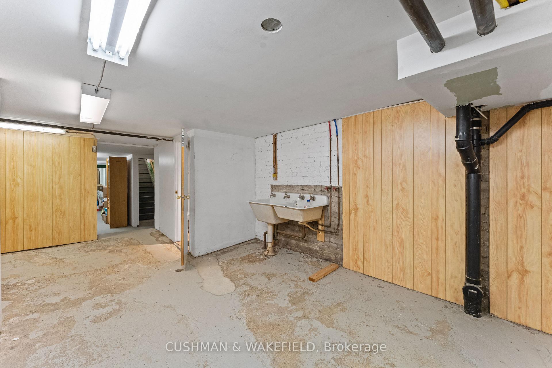 Property photo 43