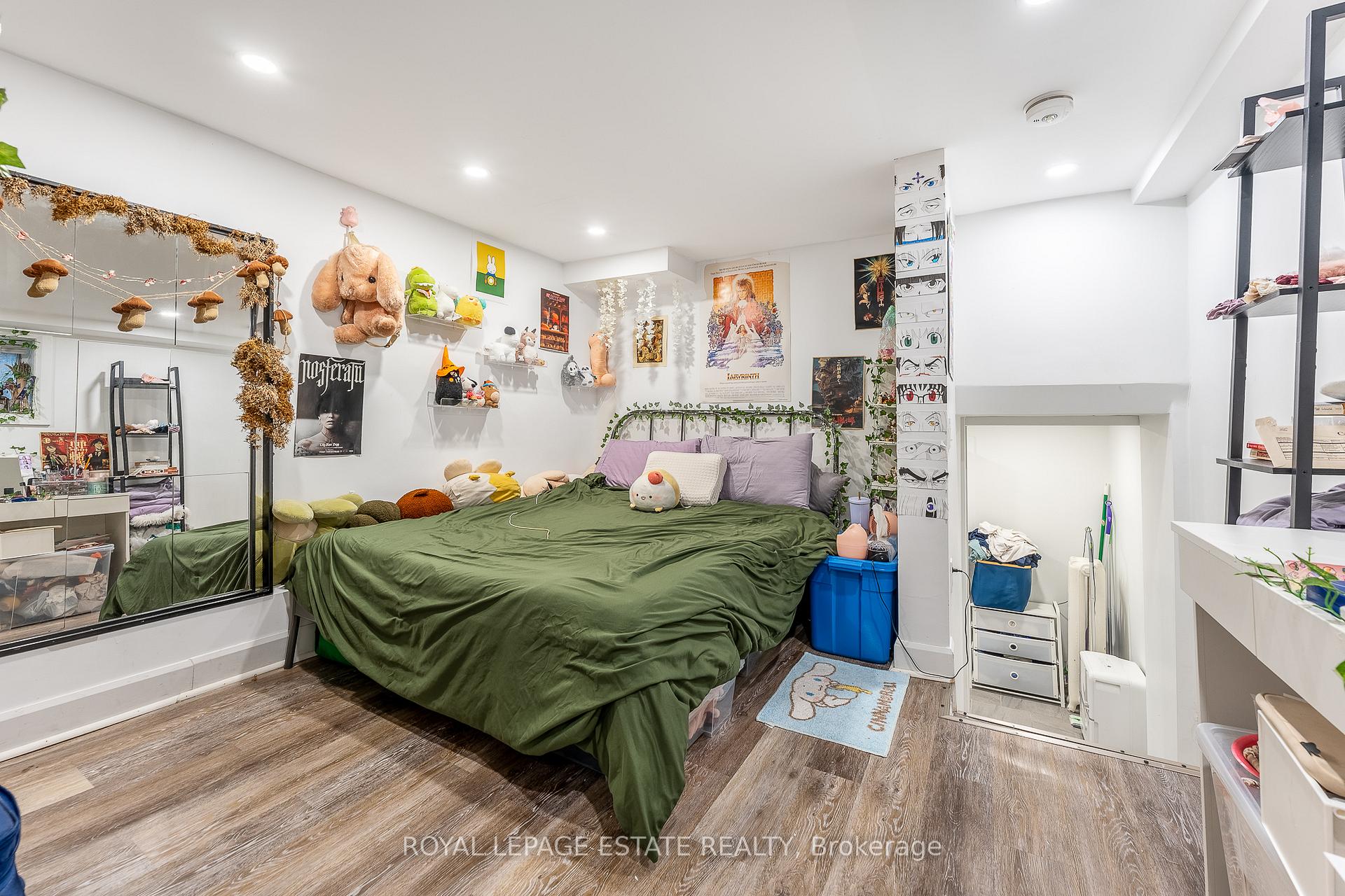 Property photo 33