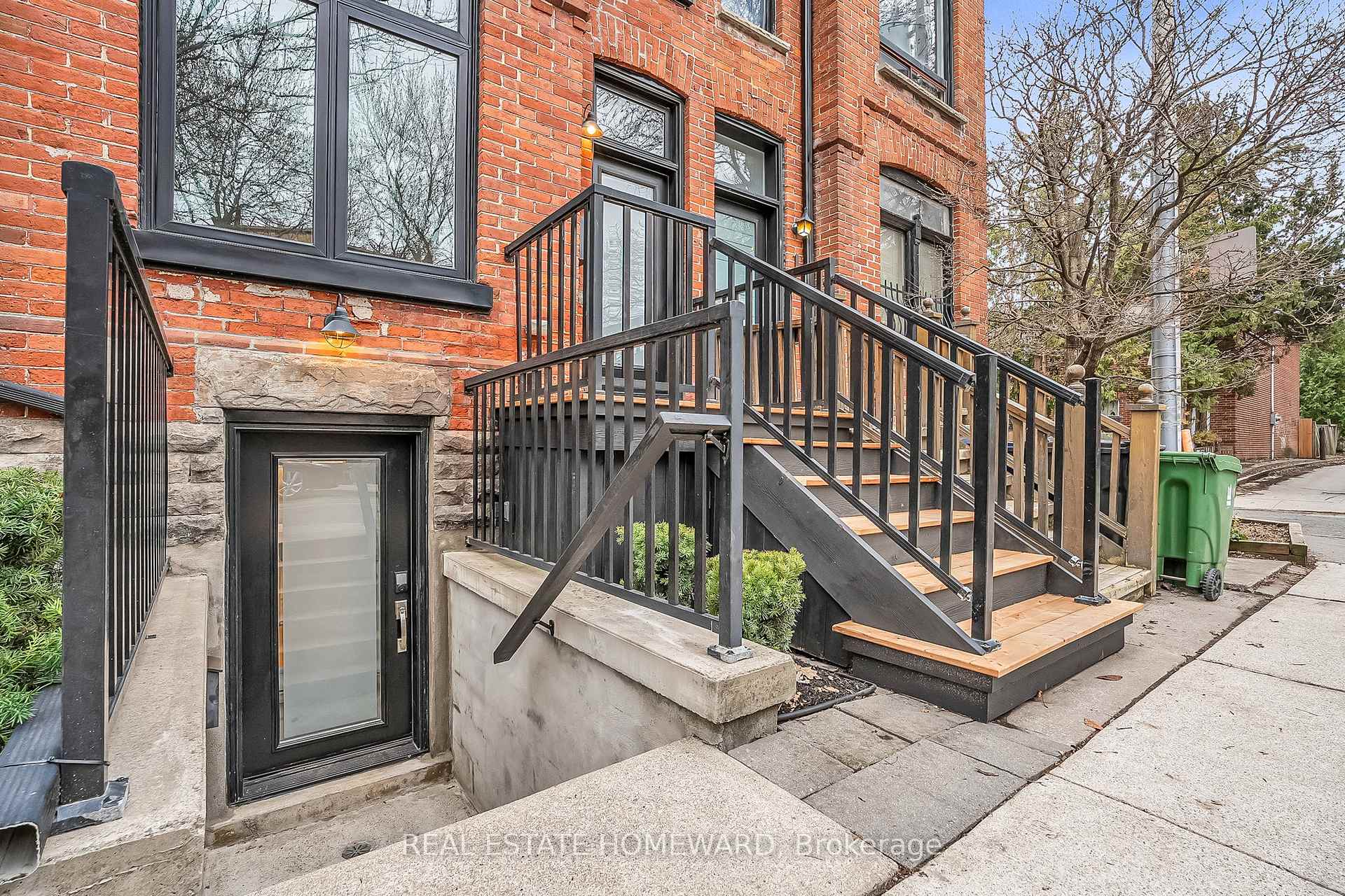 Property photo 37