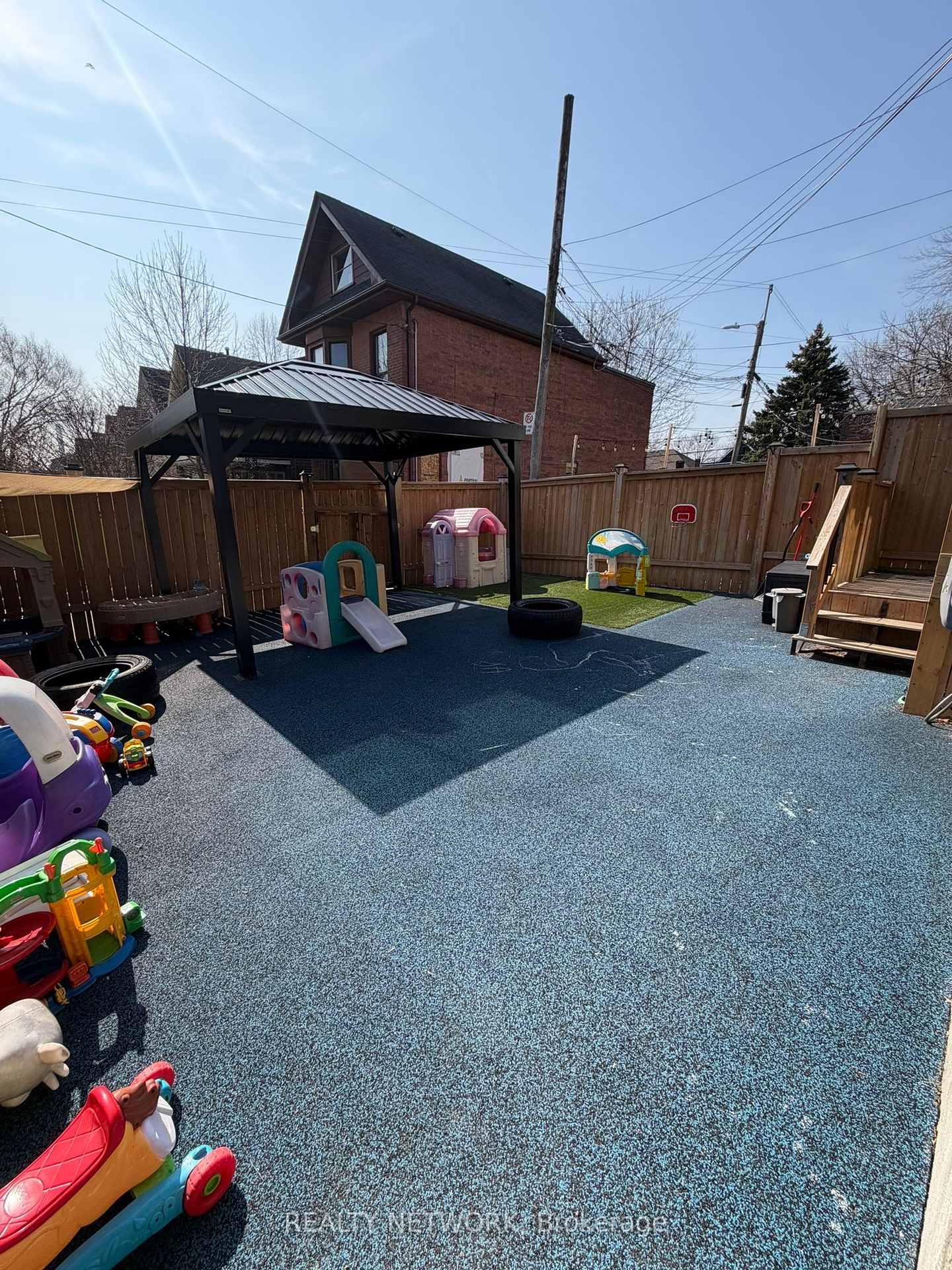 Property photo 31