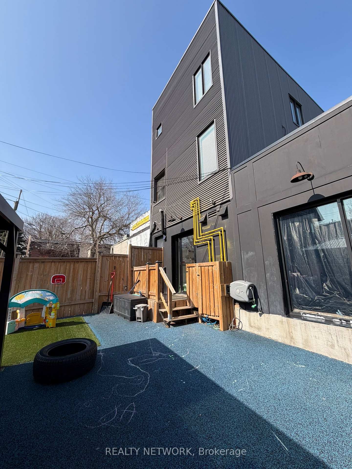 Property photo 32