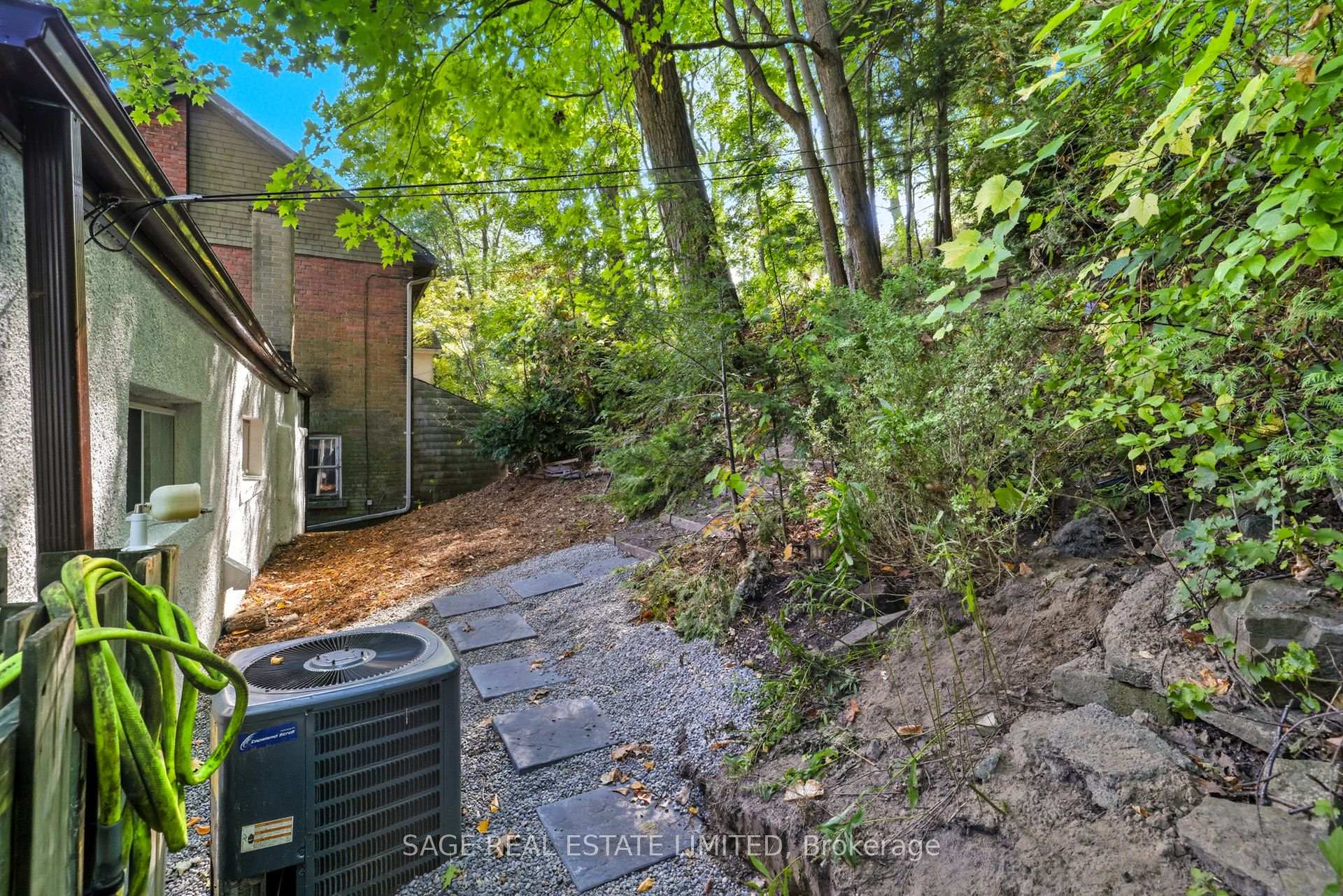 Property photo 25