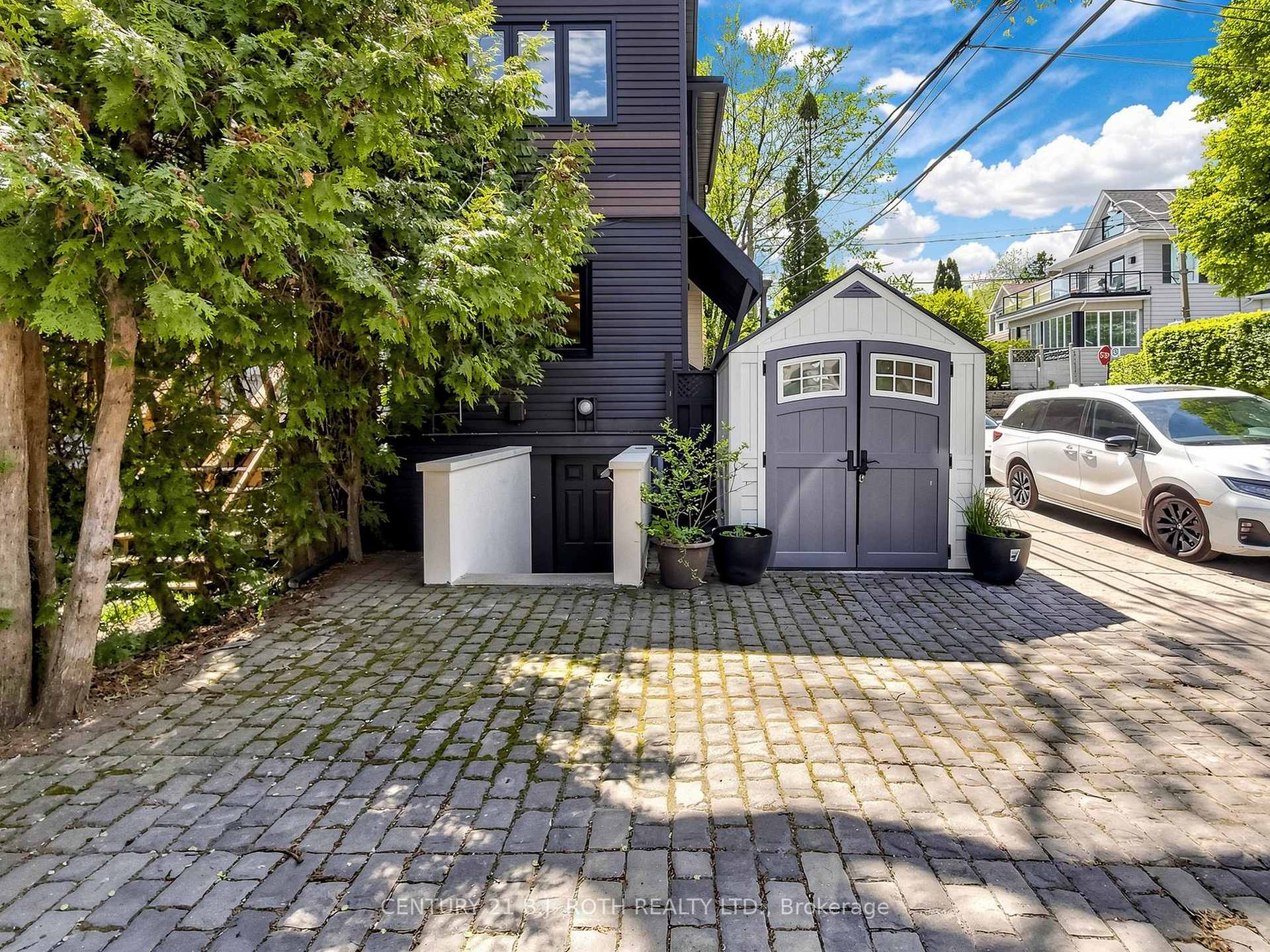 Property photo 35