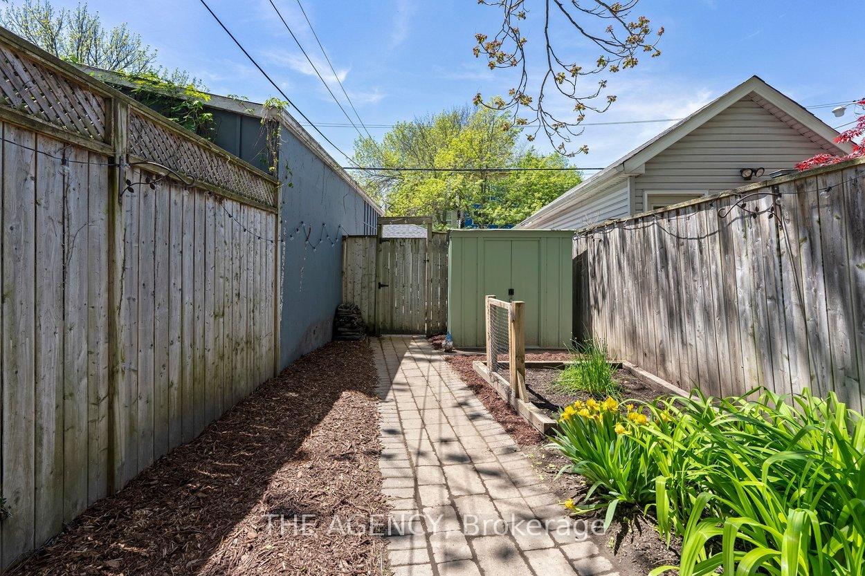 Property photo 31
