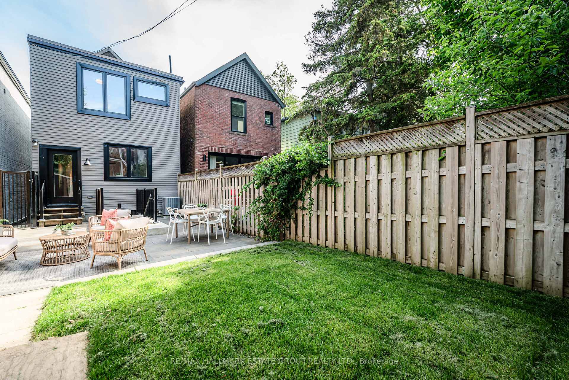 Property photo 43