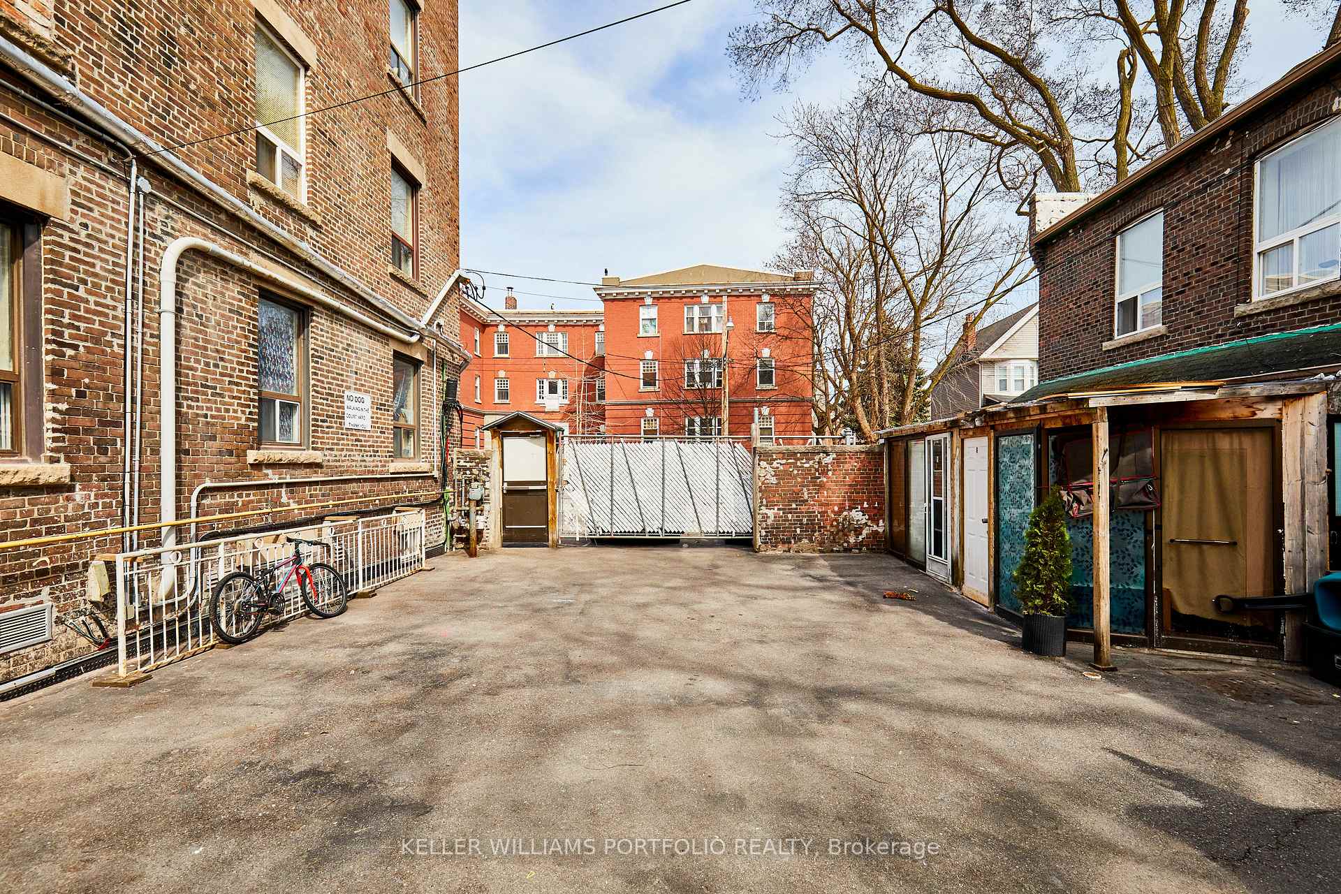 Property photo 25
