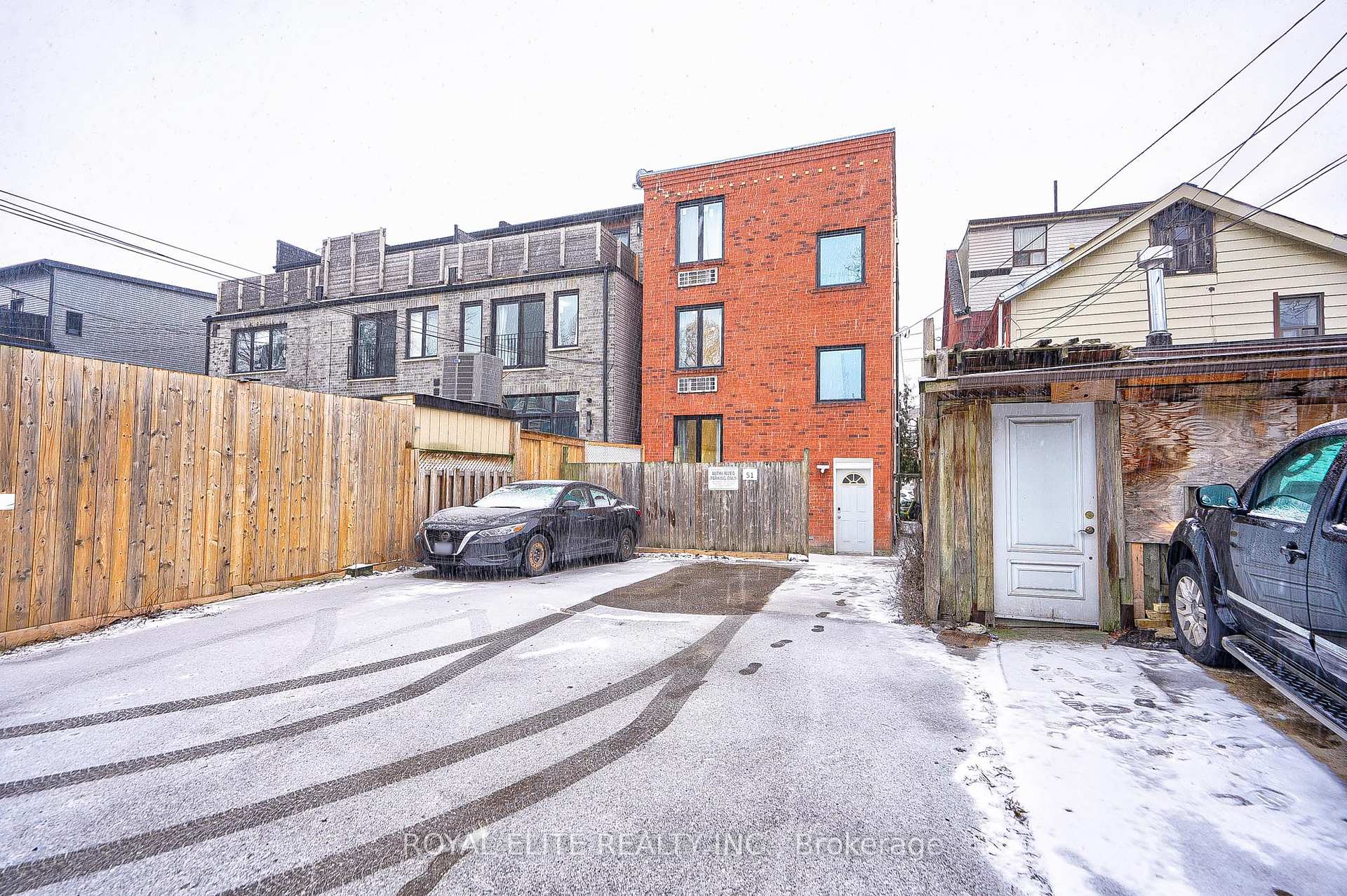 Property photo 33