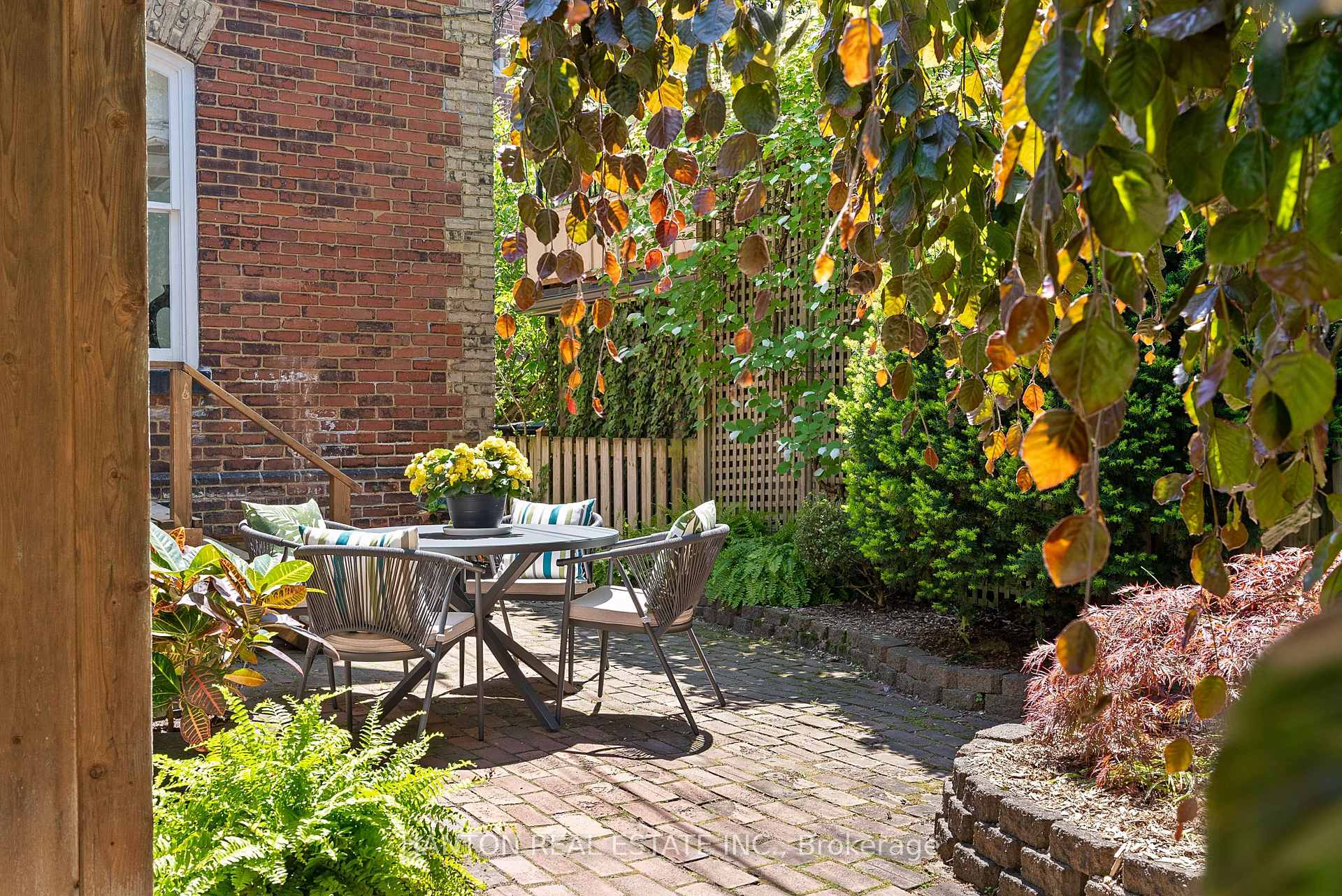 Property photo 44
