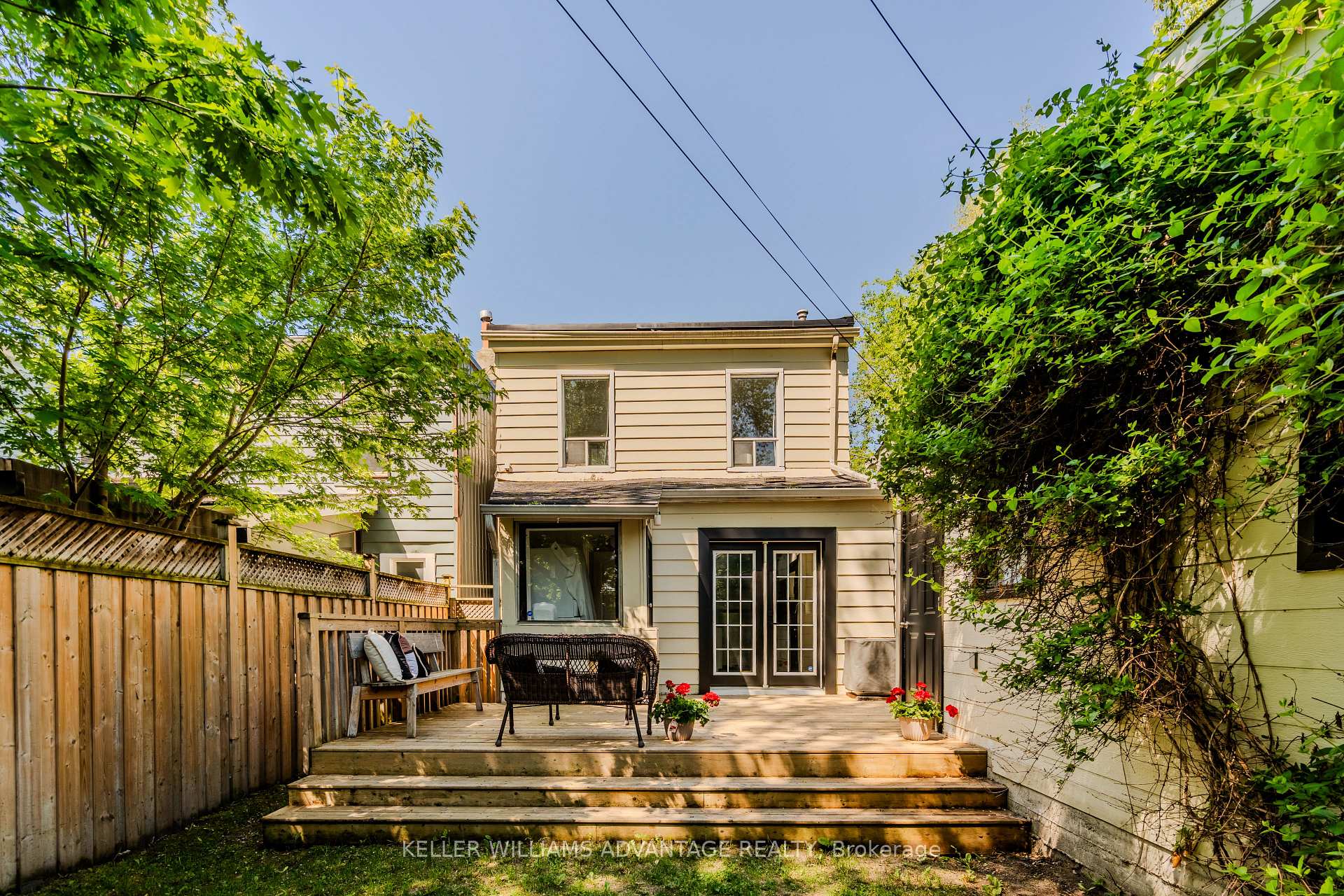 Property photo 33