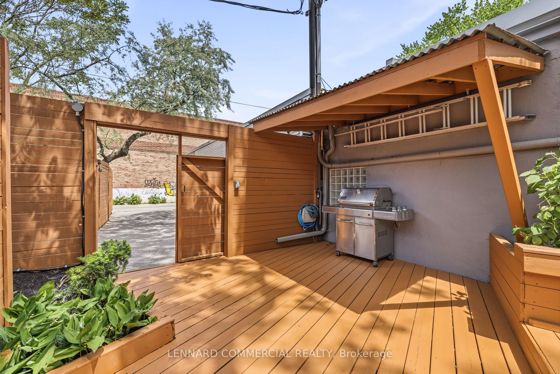Property photo 31