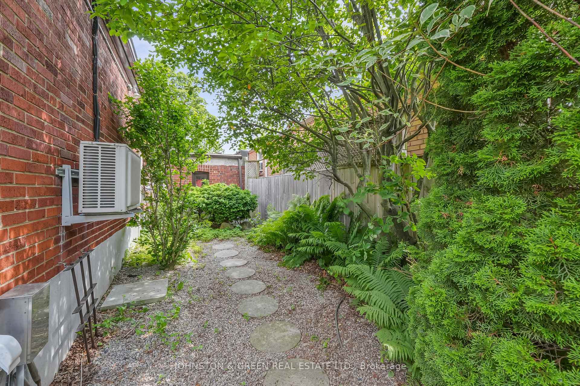 Property photo 37