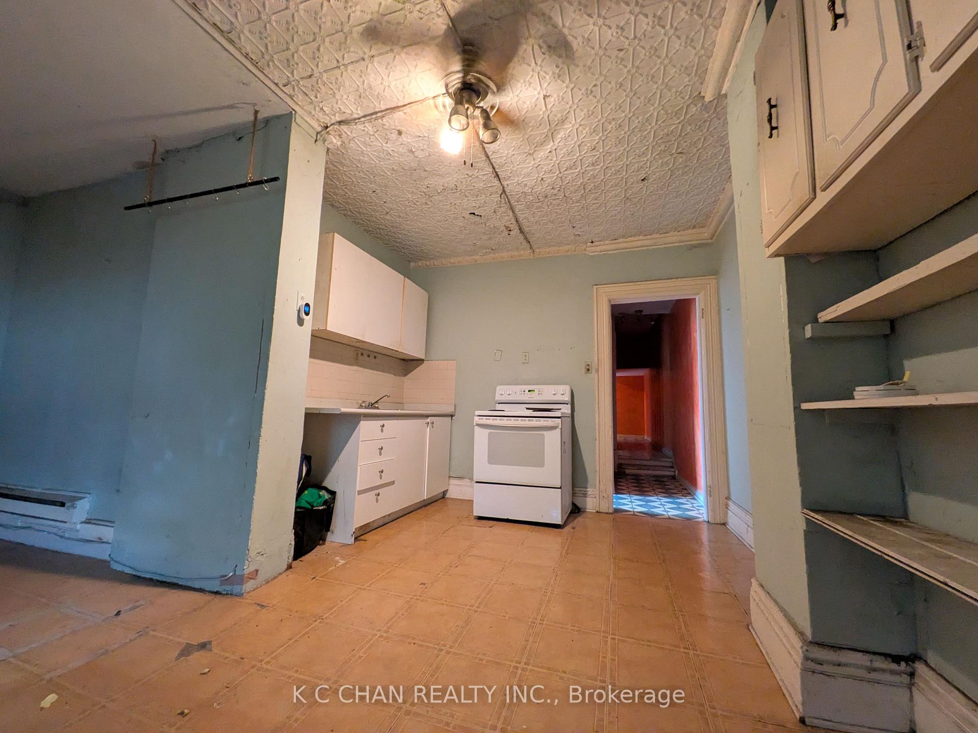 Property photo 23