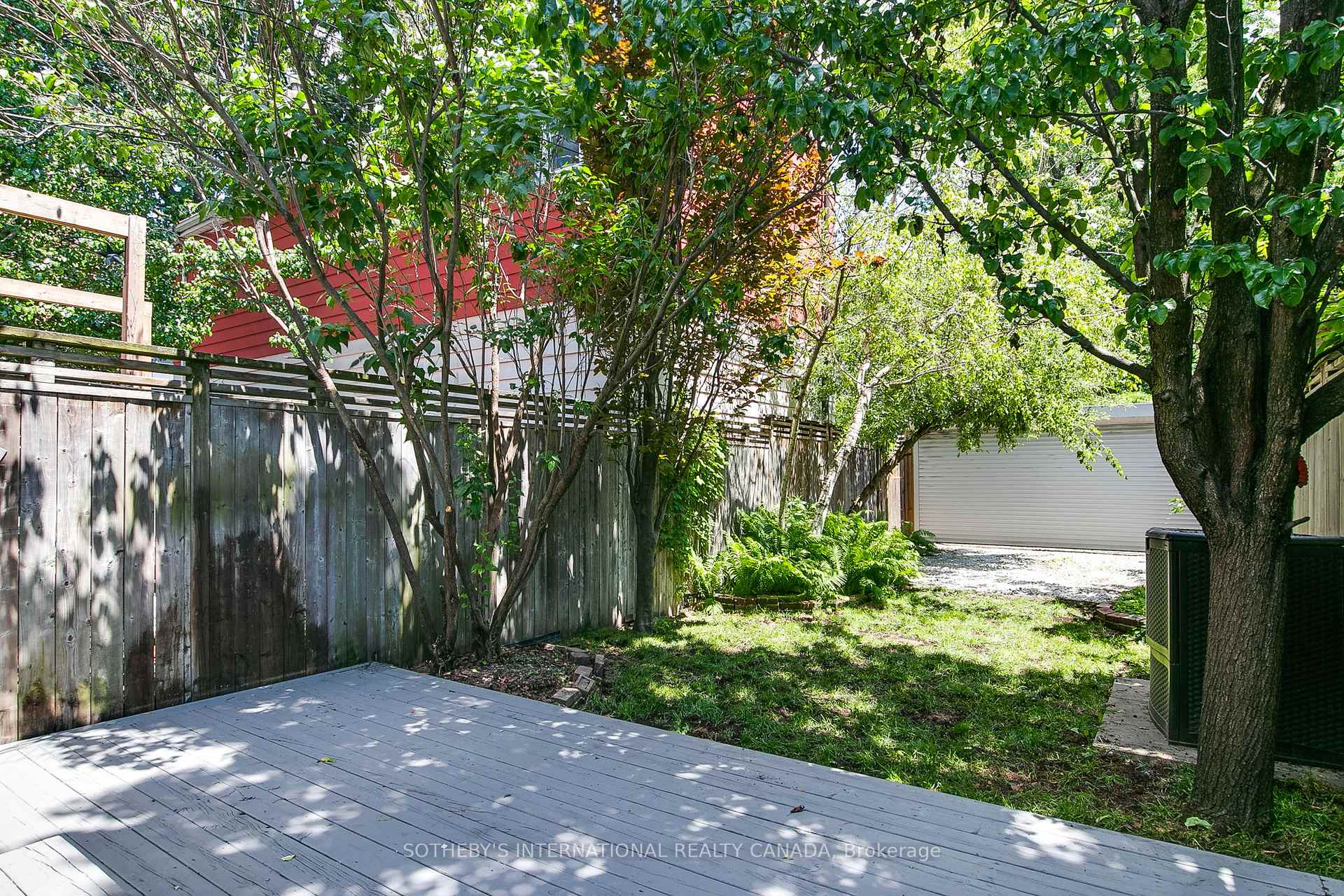 Property photo 32
