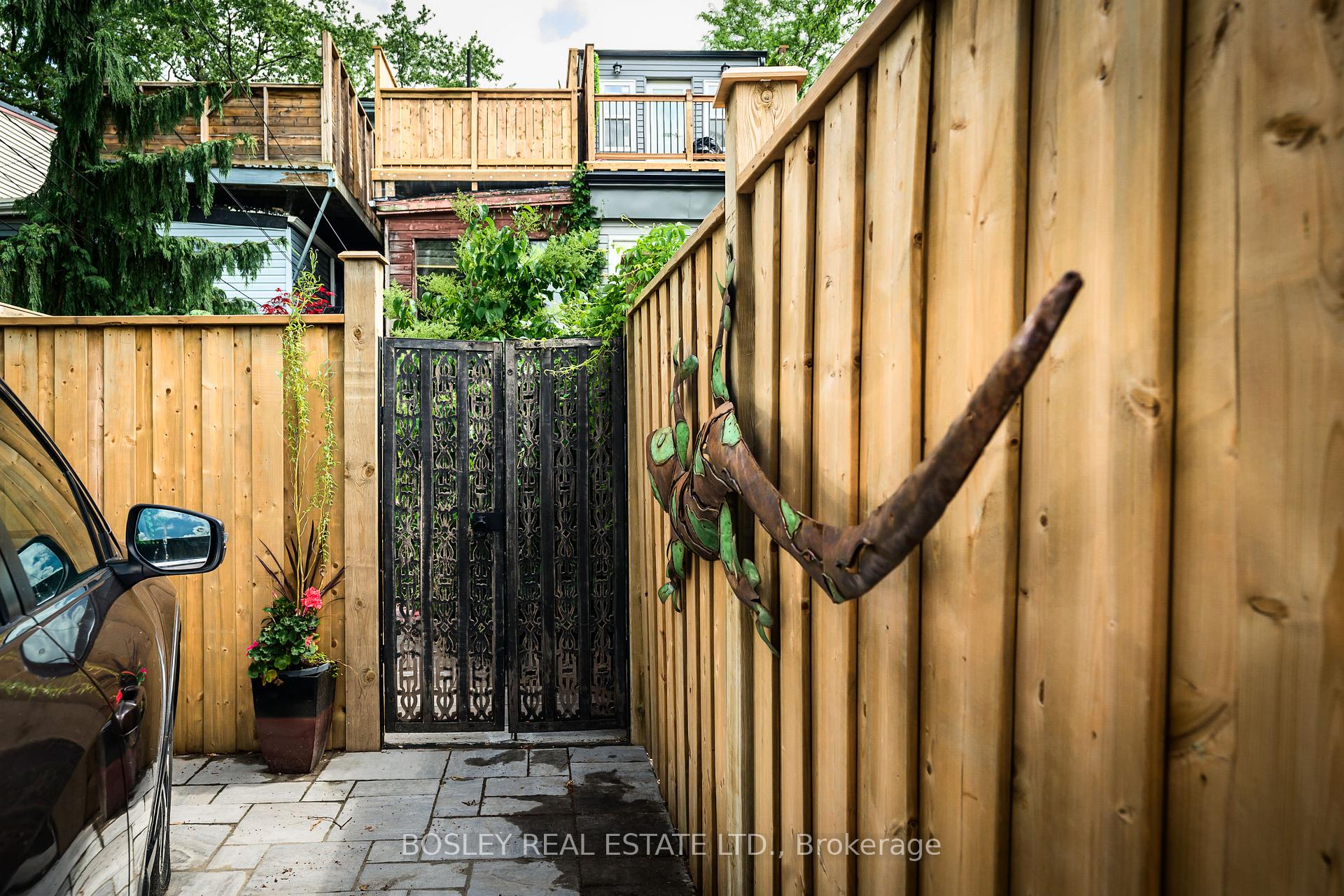 Property photo 41