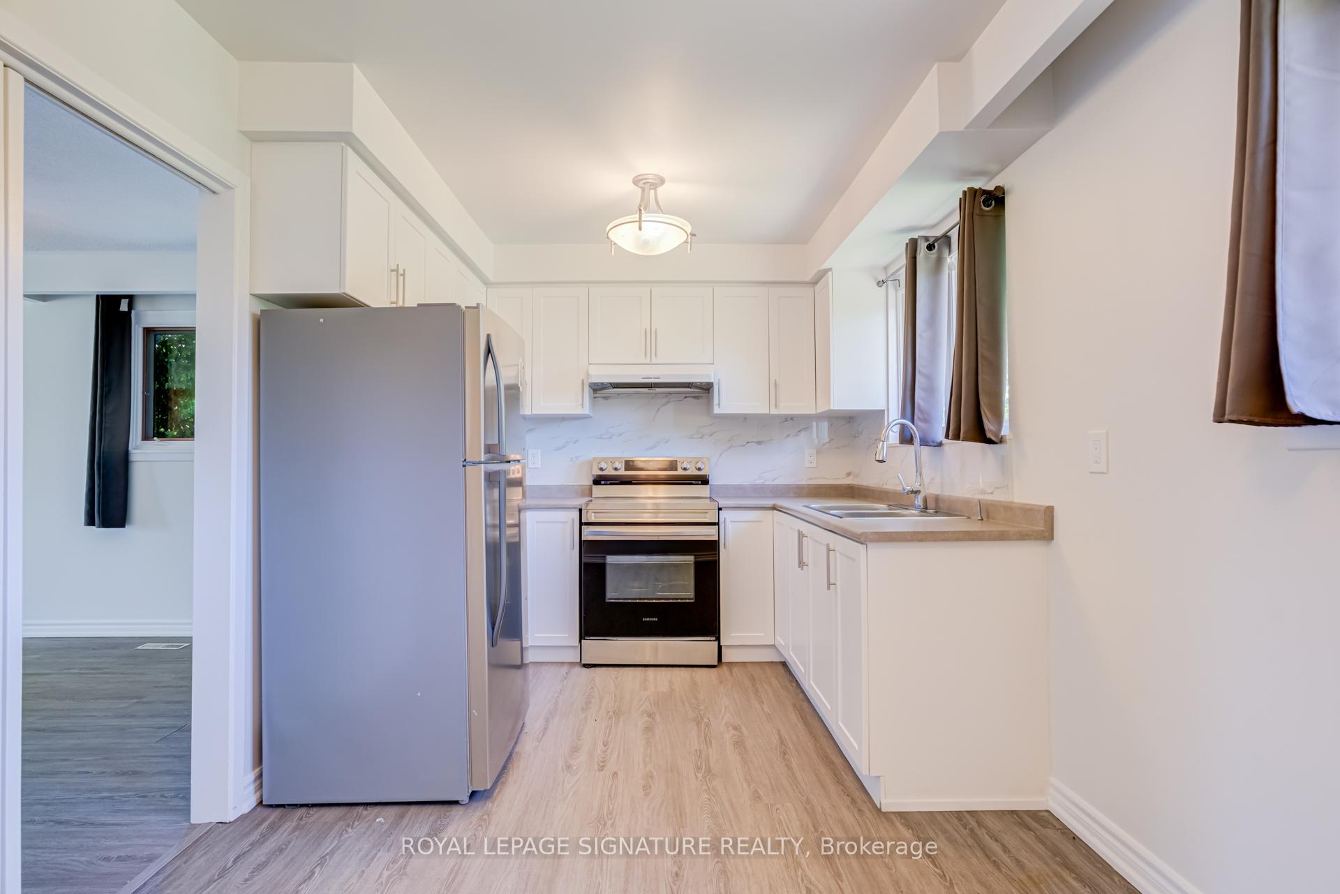 Main – 141 Oakmeadow Boulevard