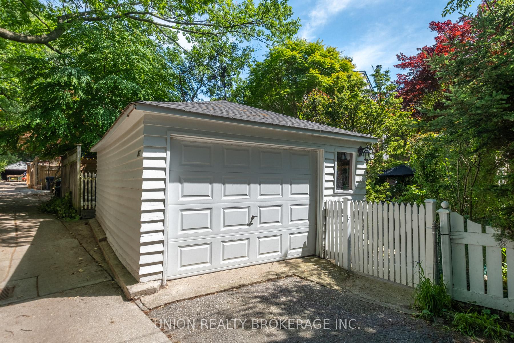 Property photo 24