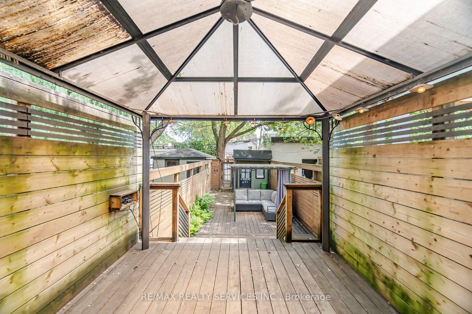 Property photo 32