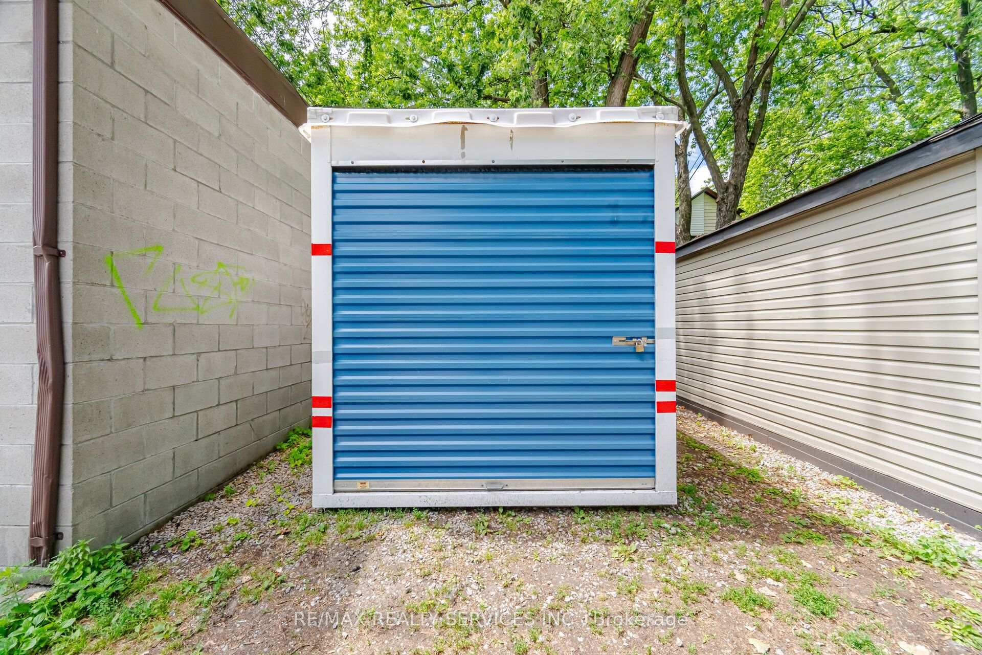 Property photo 43