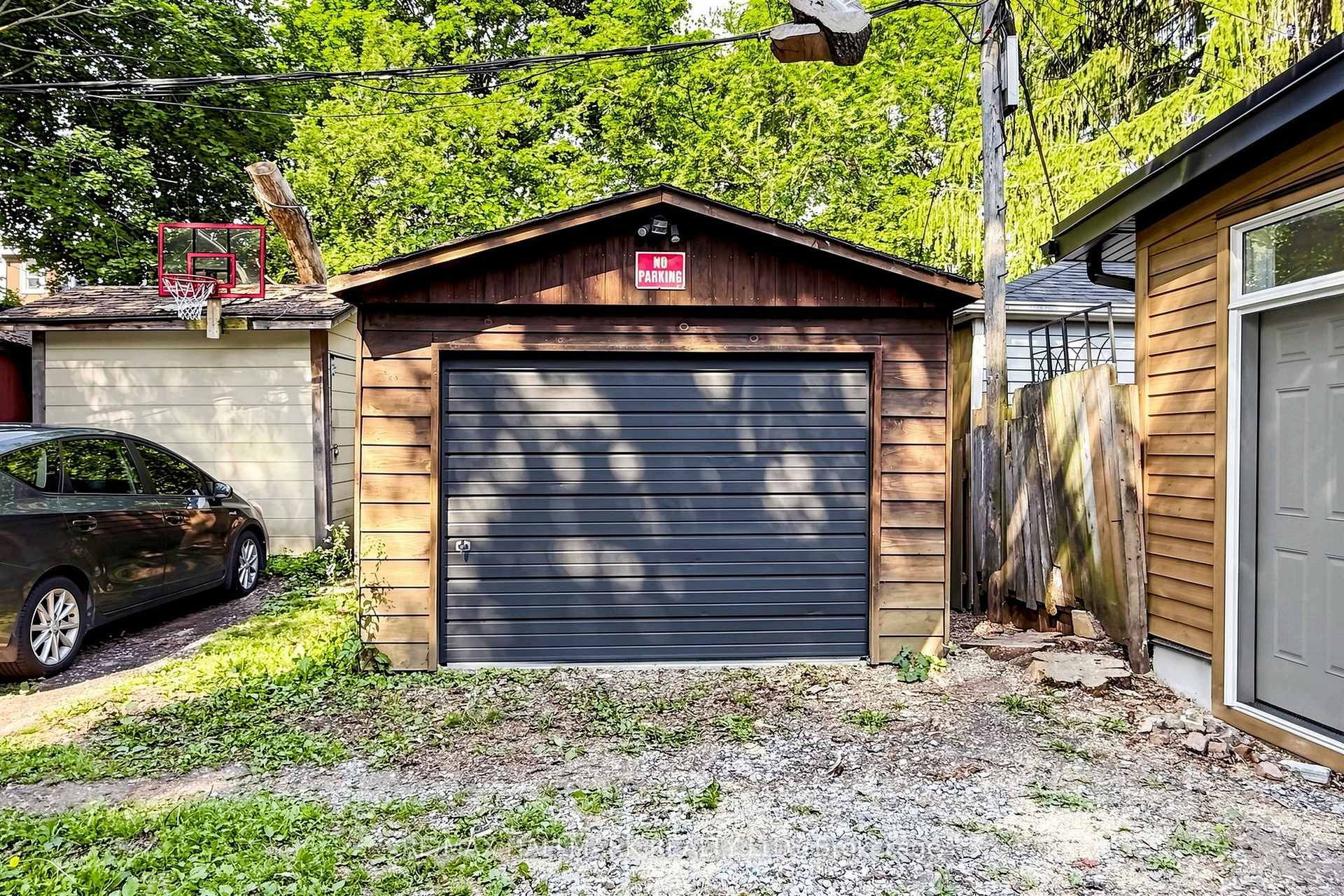Property photo 36