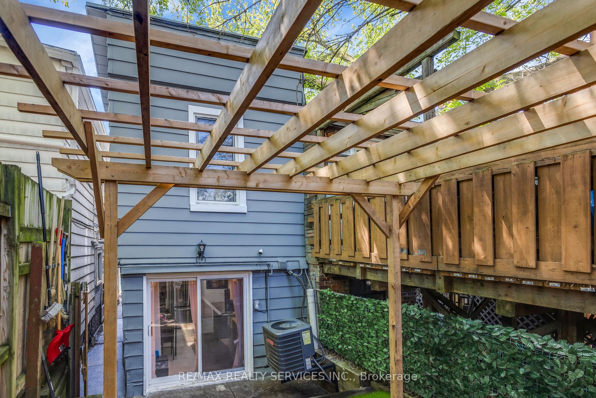 Property photo 38
