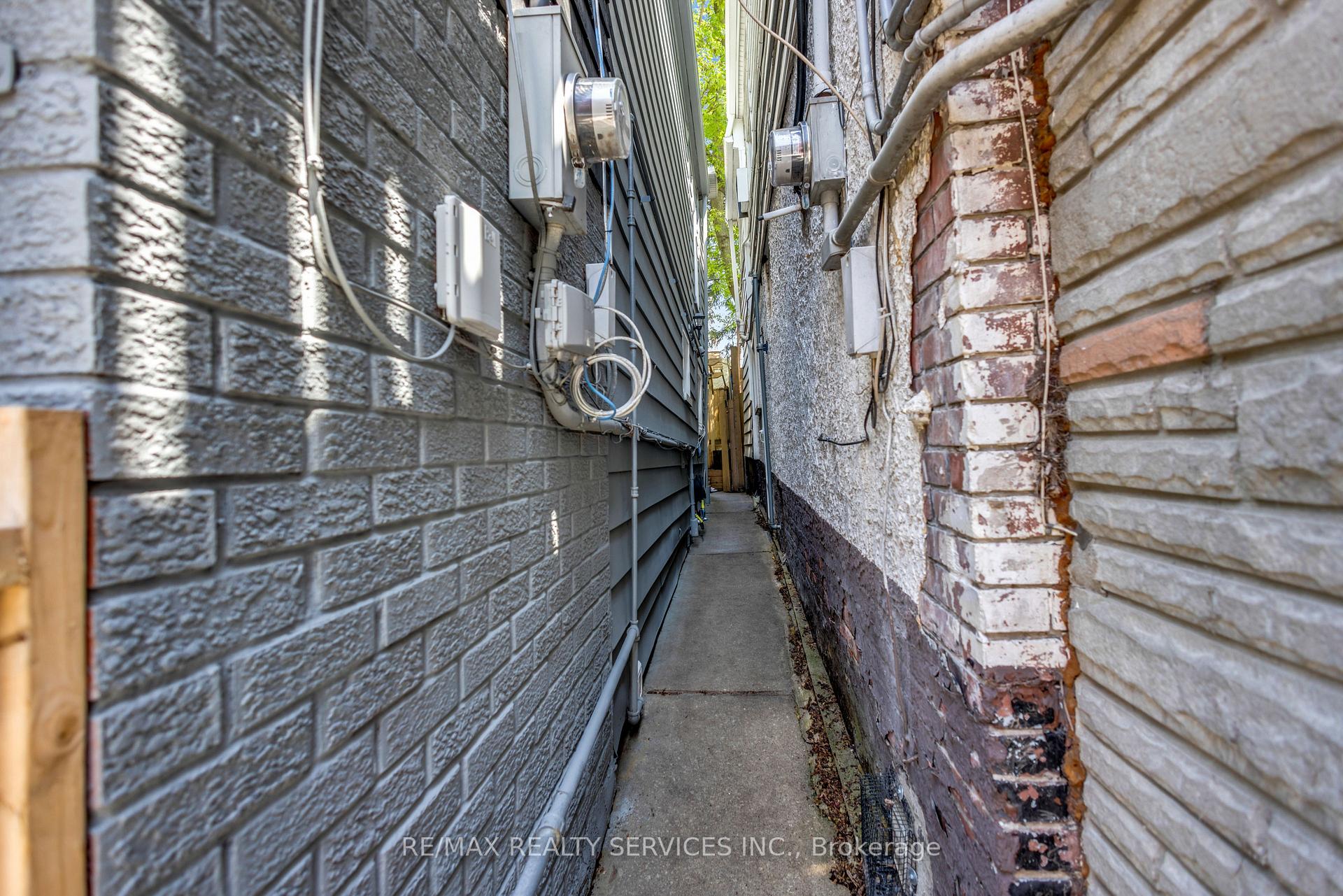 Property photo 42