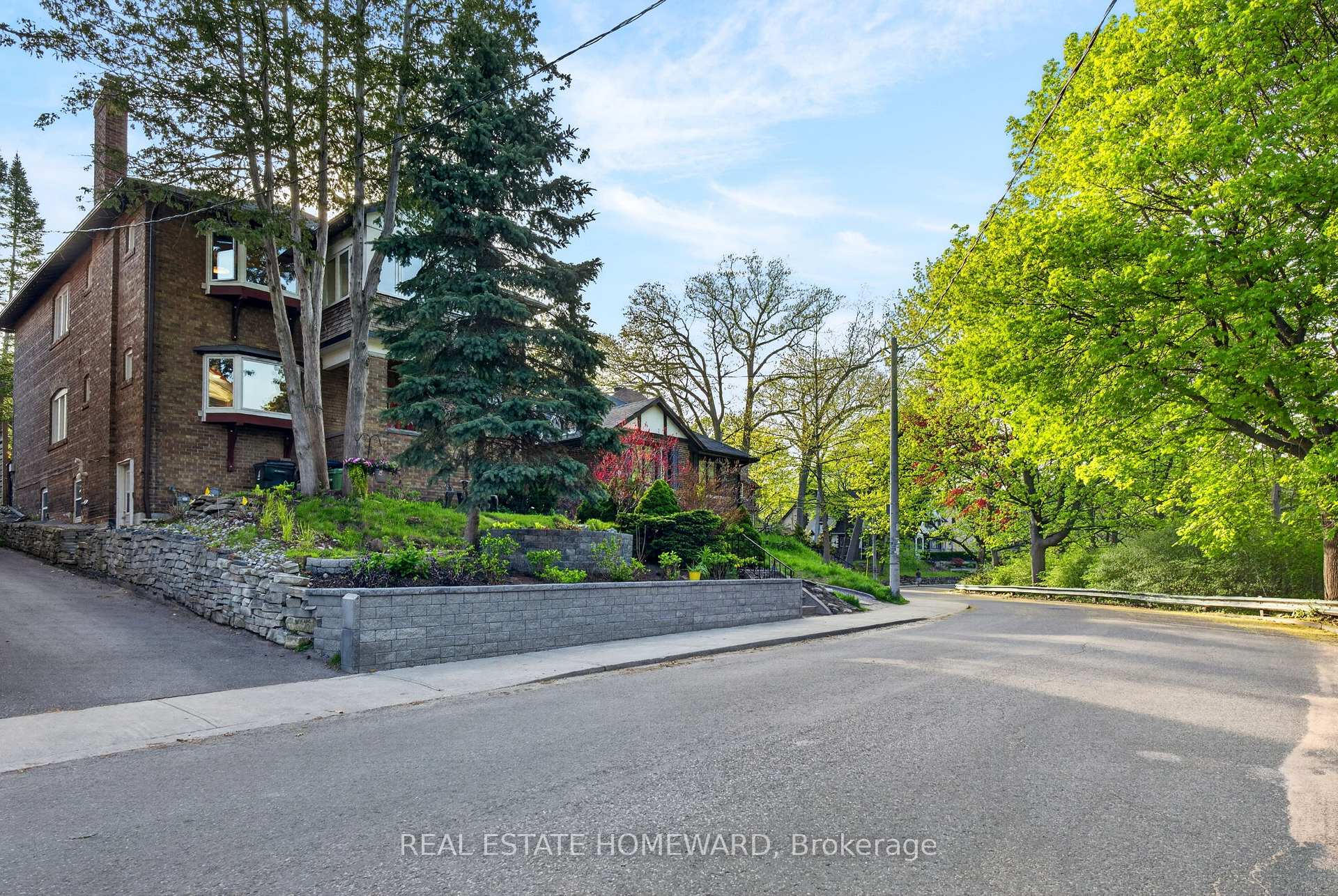 Property photo 36