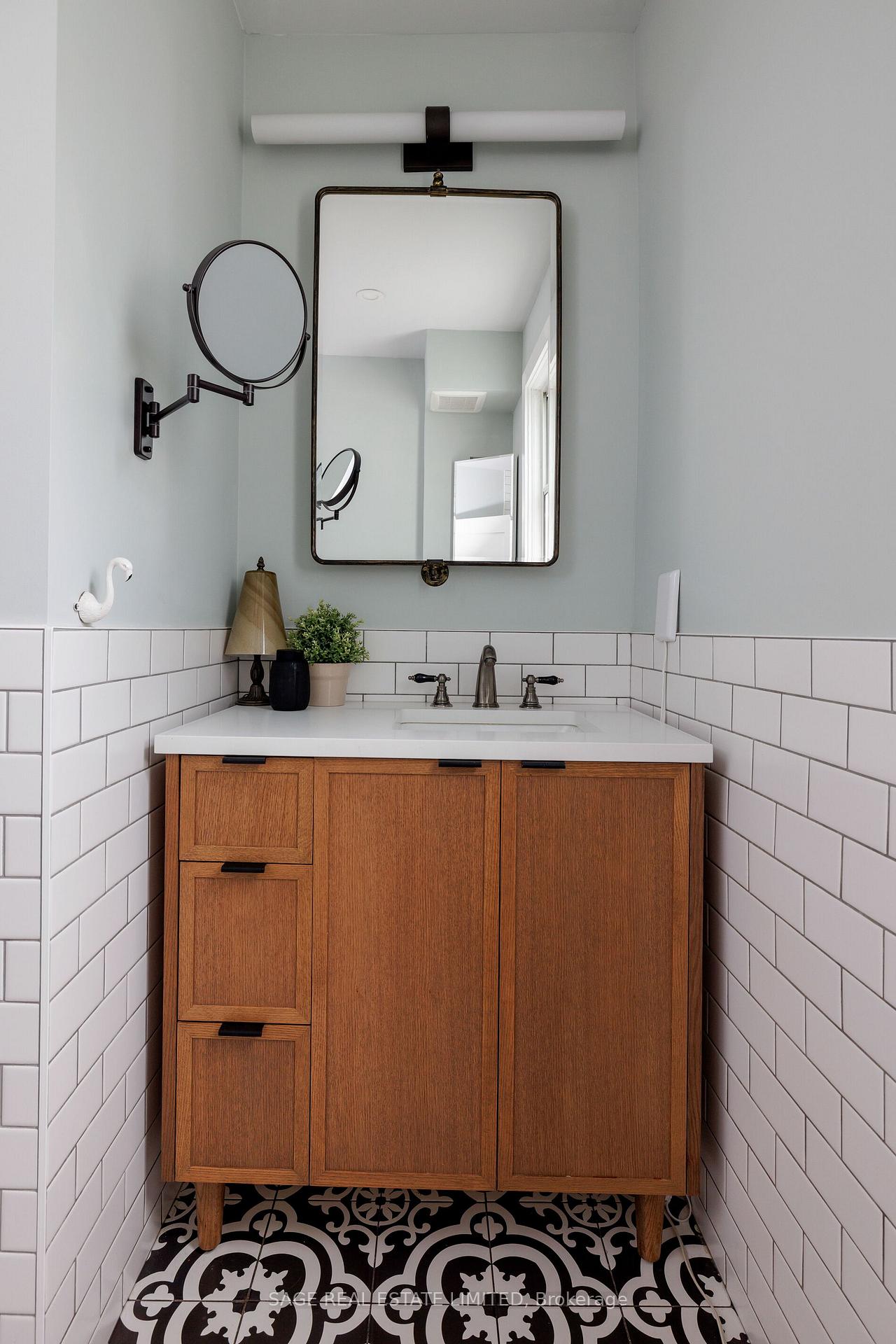 Property photo 38