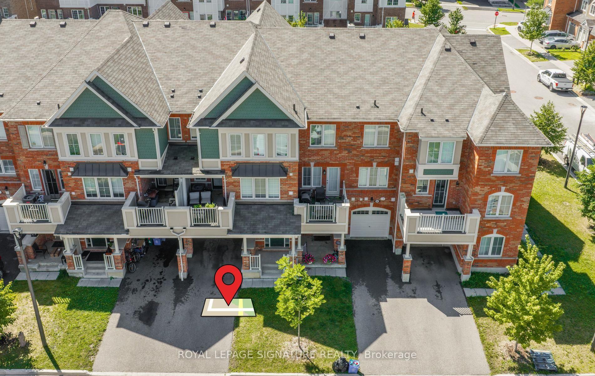 1085 Silk Street