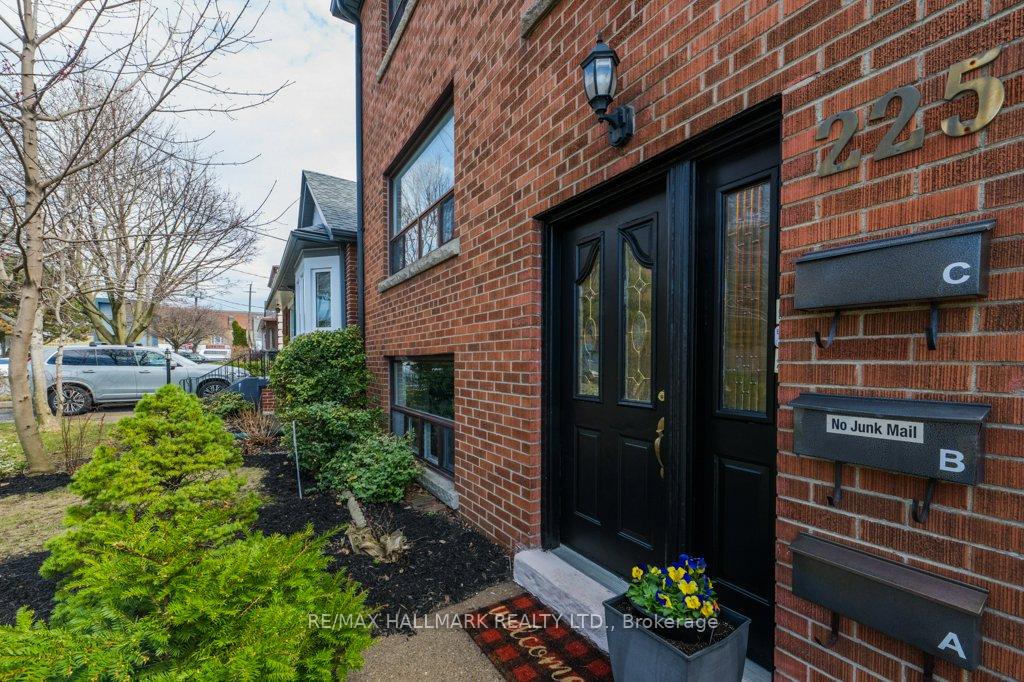 Property photo 33